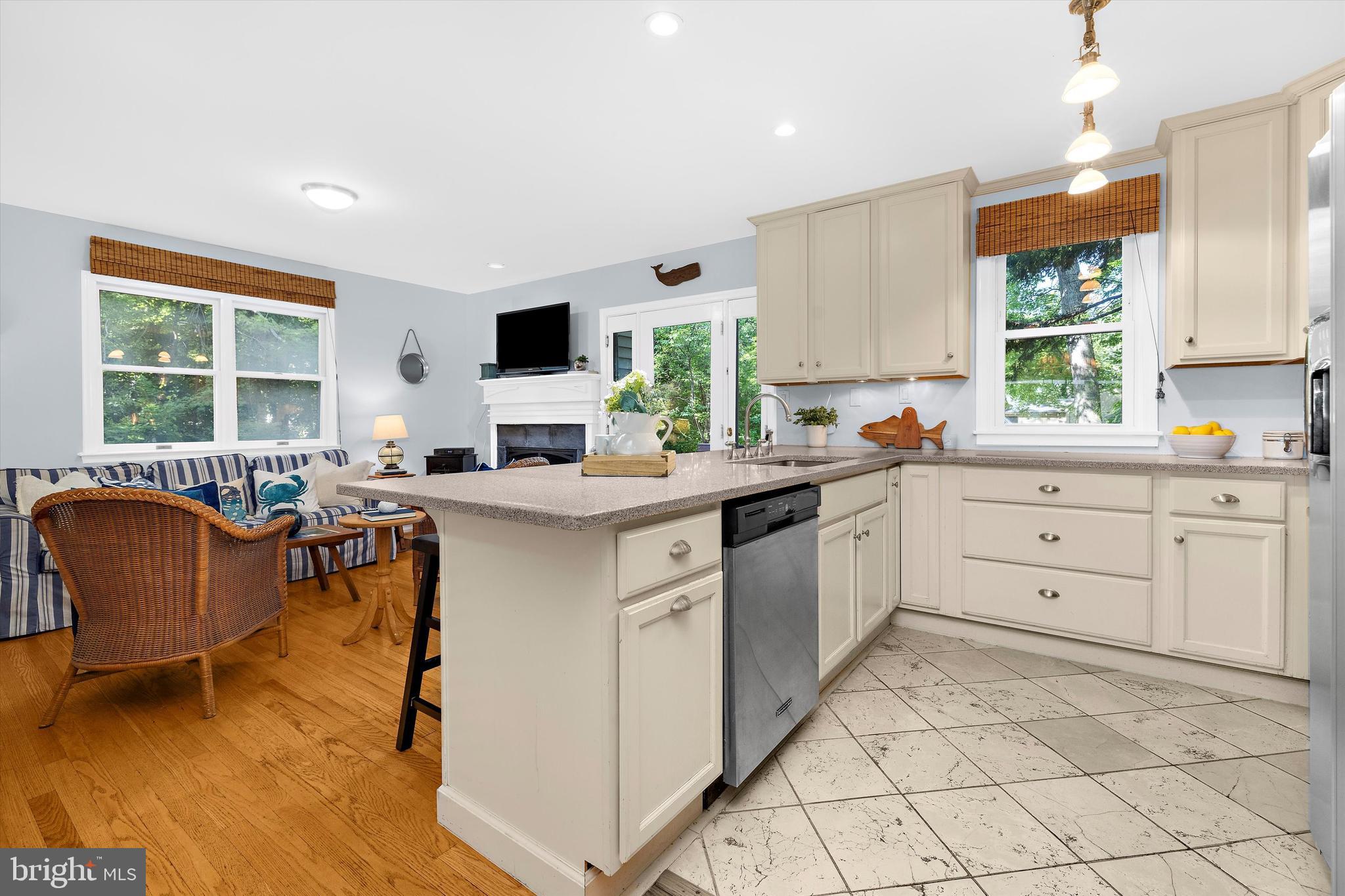 ARUNDEL ON THE BAY - Residential