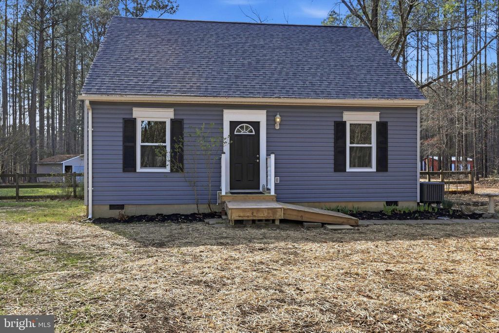 Photo of 6240 Massey Road, SPOTSYLVANIA, VA 22551 (MLS # VASP2040222)