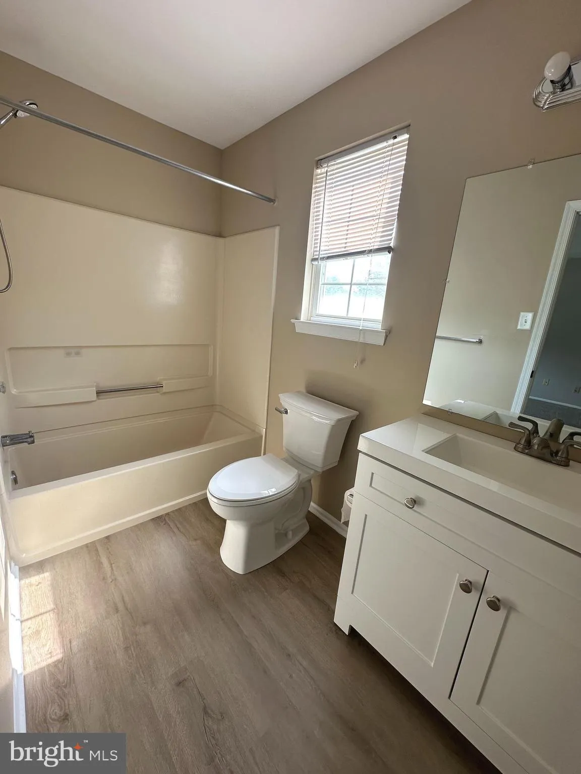 Mantua, New Jersey 08051, United States, 2 Bedrooms Bedrooms, ,2 BathroomsBathrooms,Residential,Coming Soon,202305