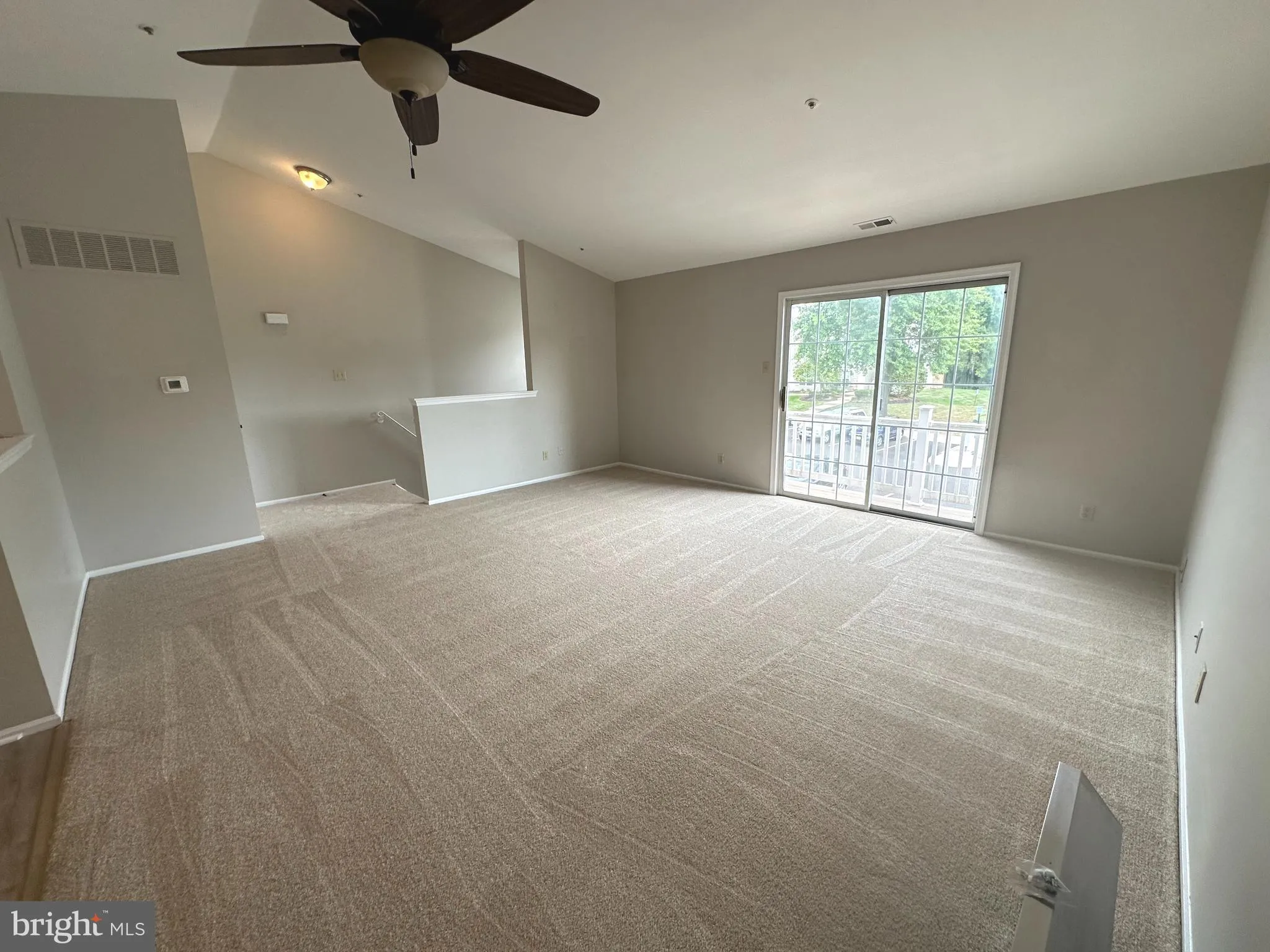 Mantua, New Jersey 08051, United States, 2 Bedrooms Bedrooms, ,2 BathroomsBathrooms,Residential,Coming Soon,202305