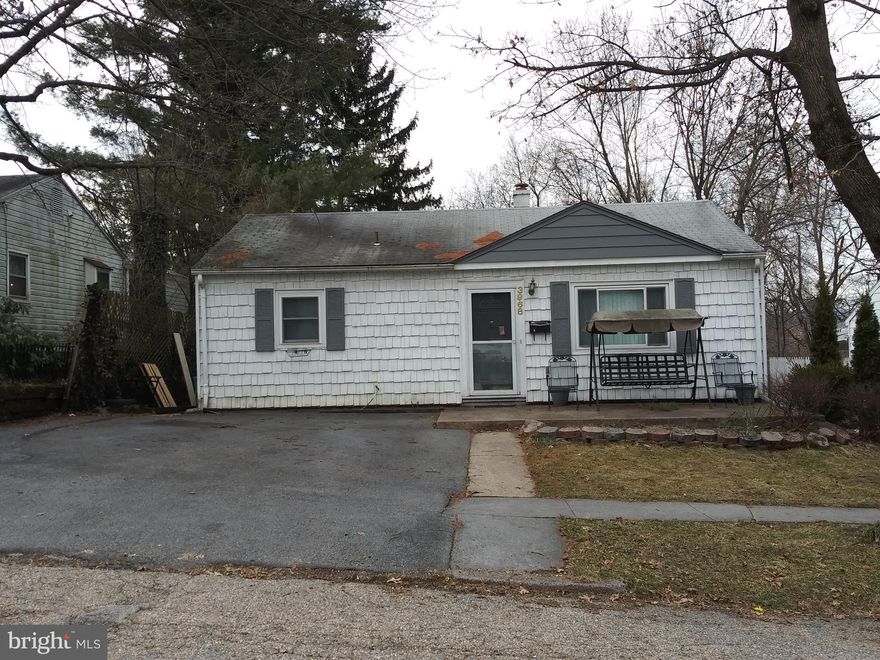 2BR/1bath Home with family room, deck overlooking the backyard. This is a SHORT SALE priced to sell in "as is condition". 1.5% loss mitigation fee paid by the buyer, $2500 minimum.