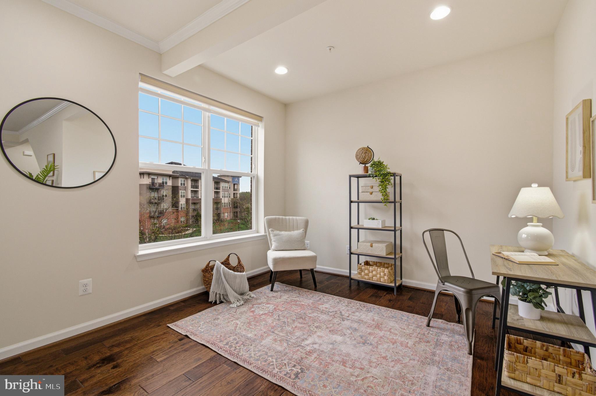 OXFORD SQUARE - Residential