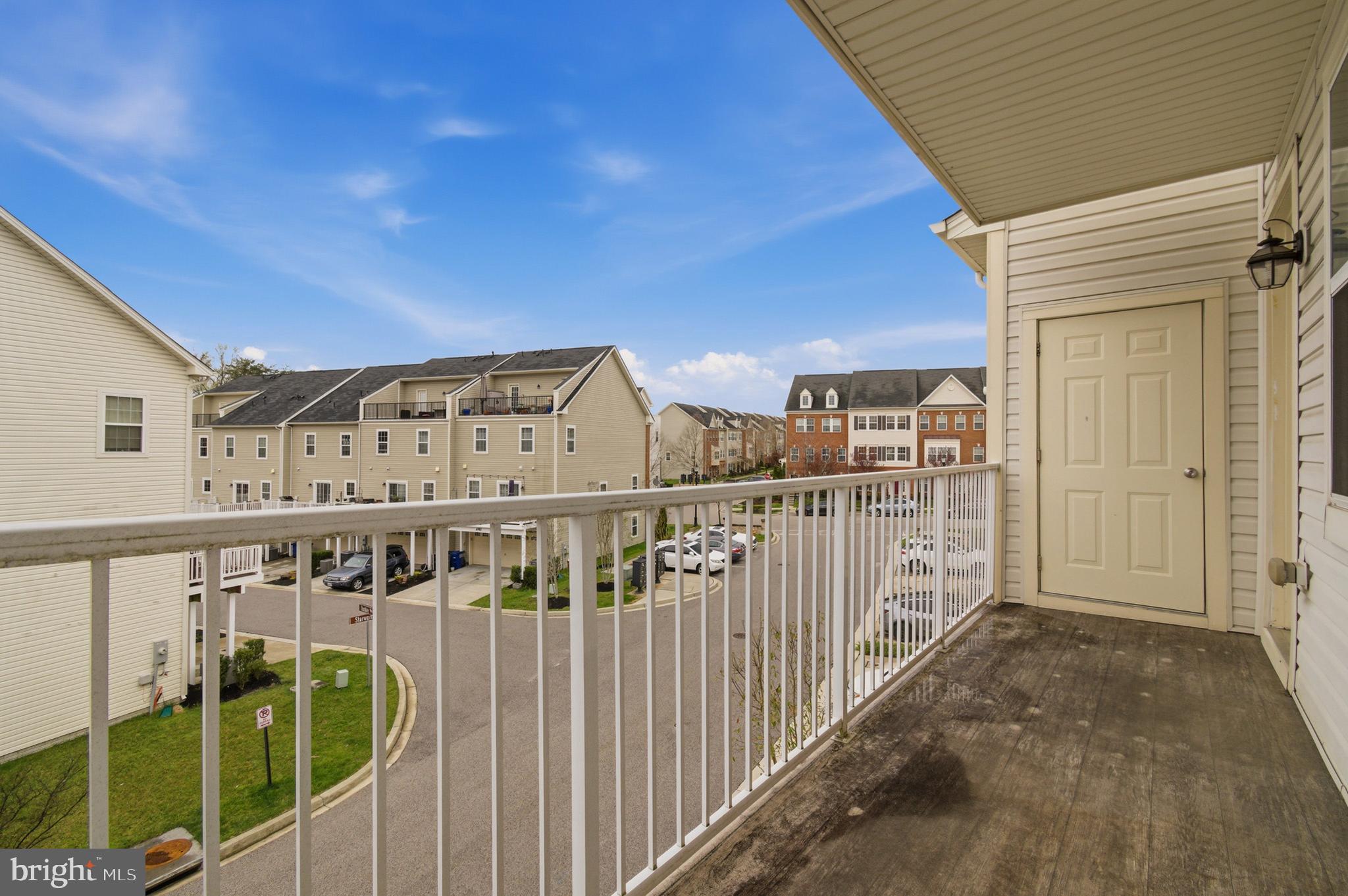 OXFORD SQUARE - Residential