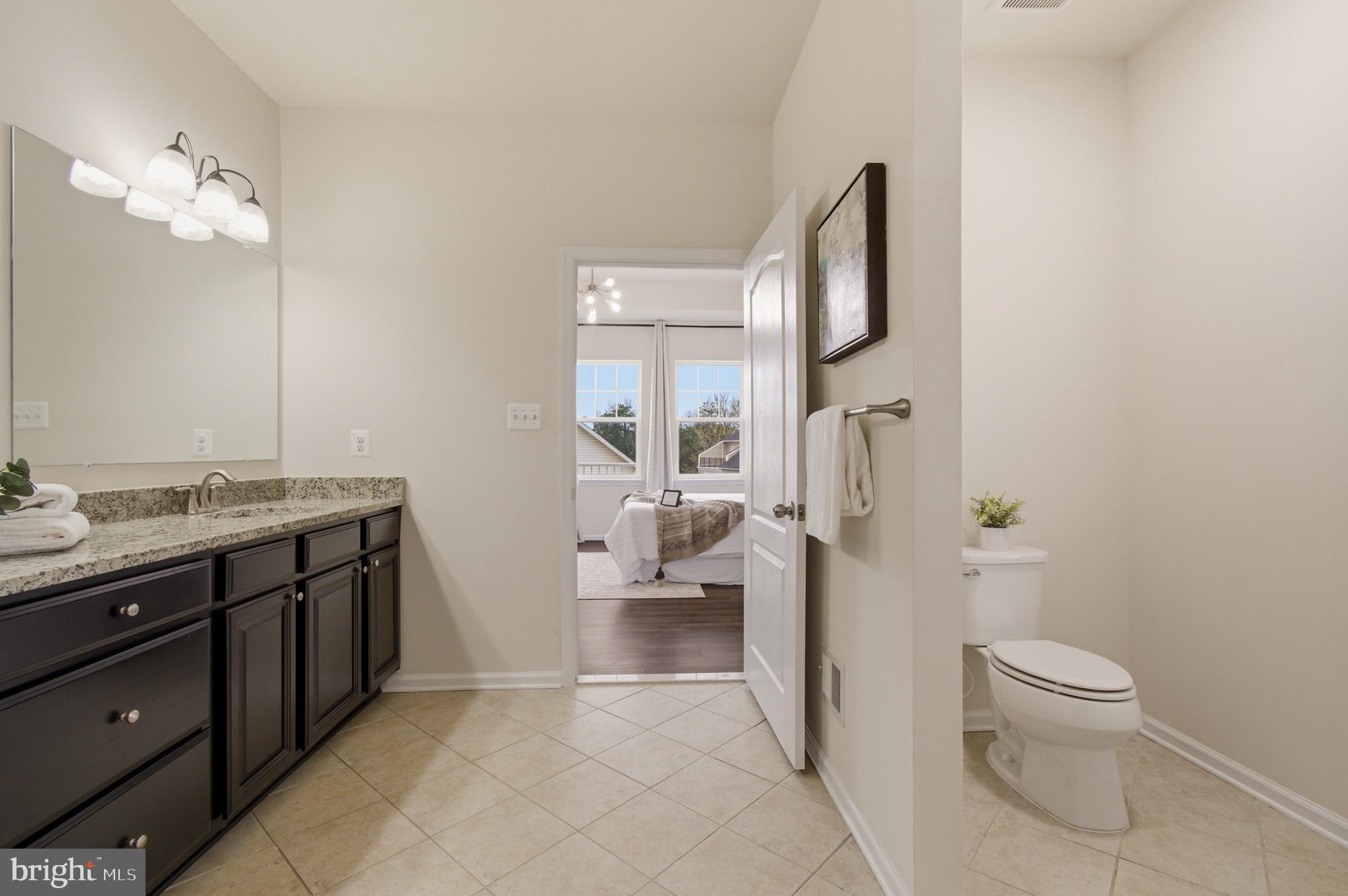 OXFORD SQUARE - Residential