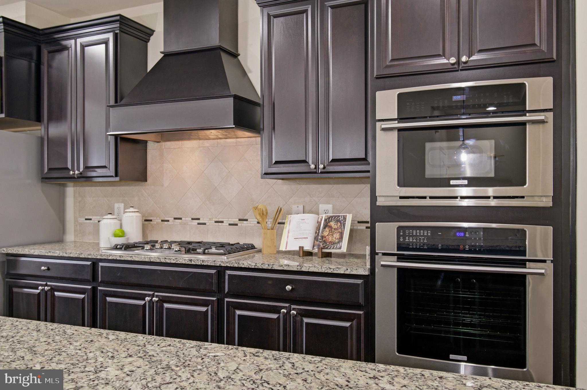 OXFORD SQUARE - Residential