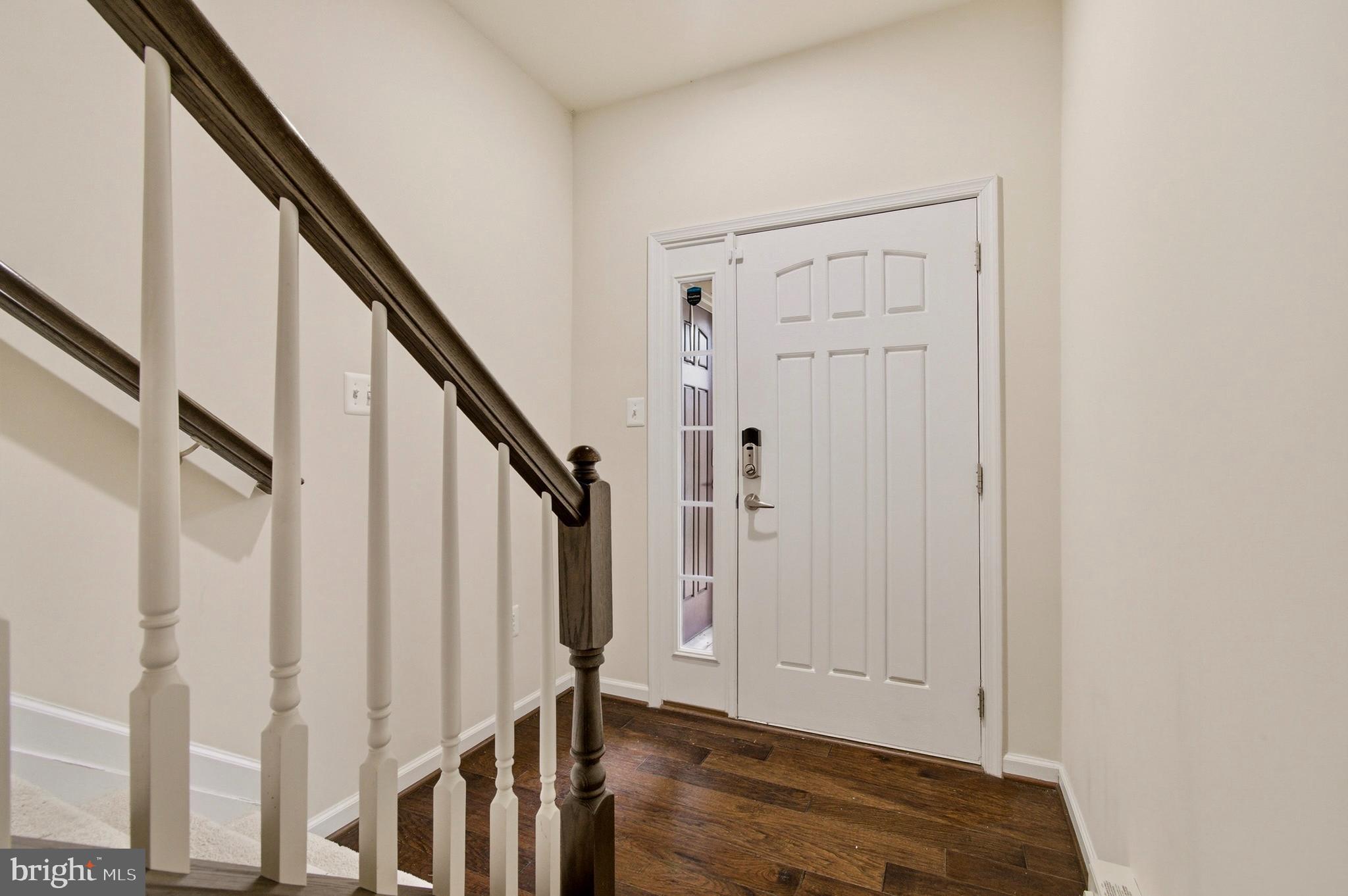 OXFORD SQUARE - Residential