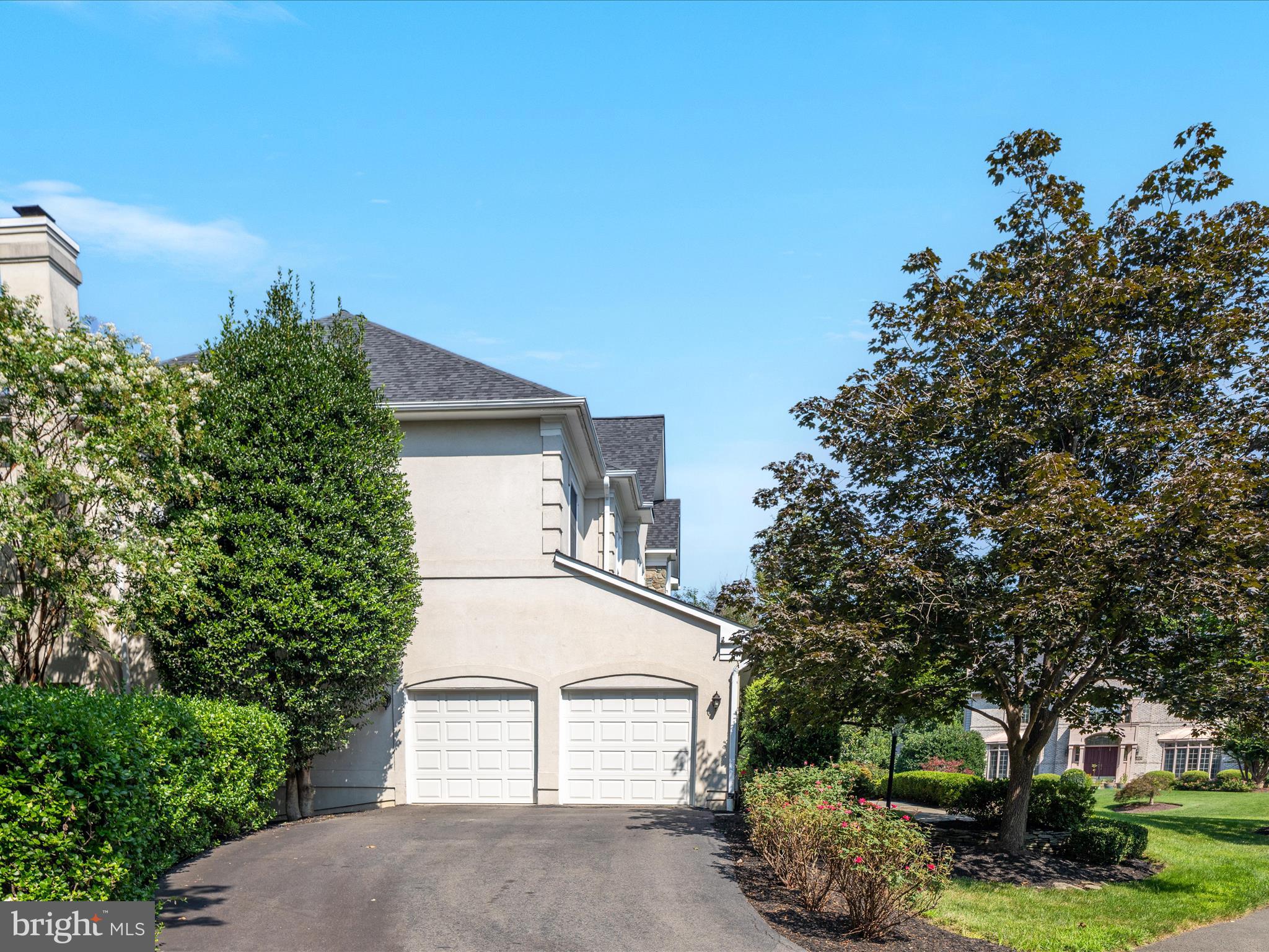 RESTON - Residential