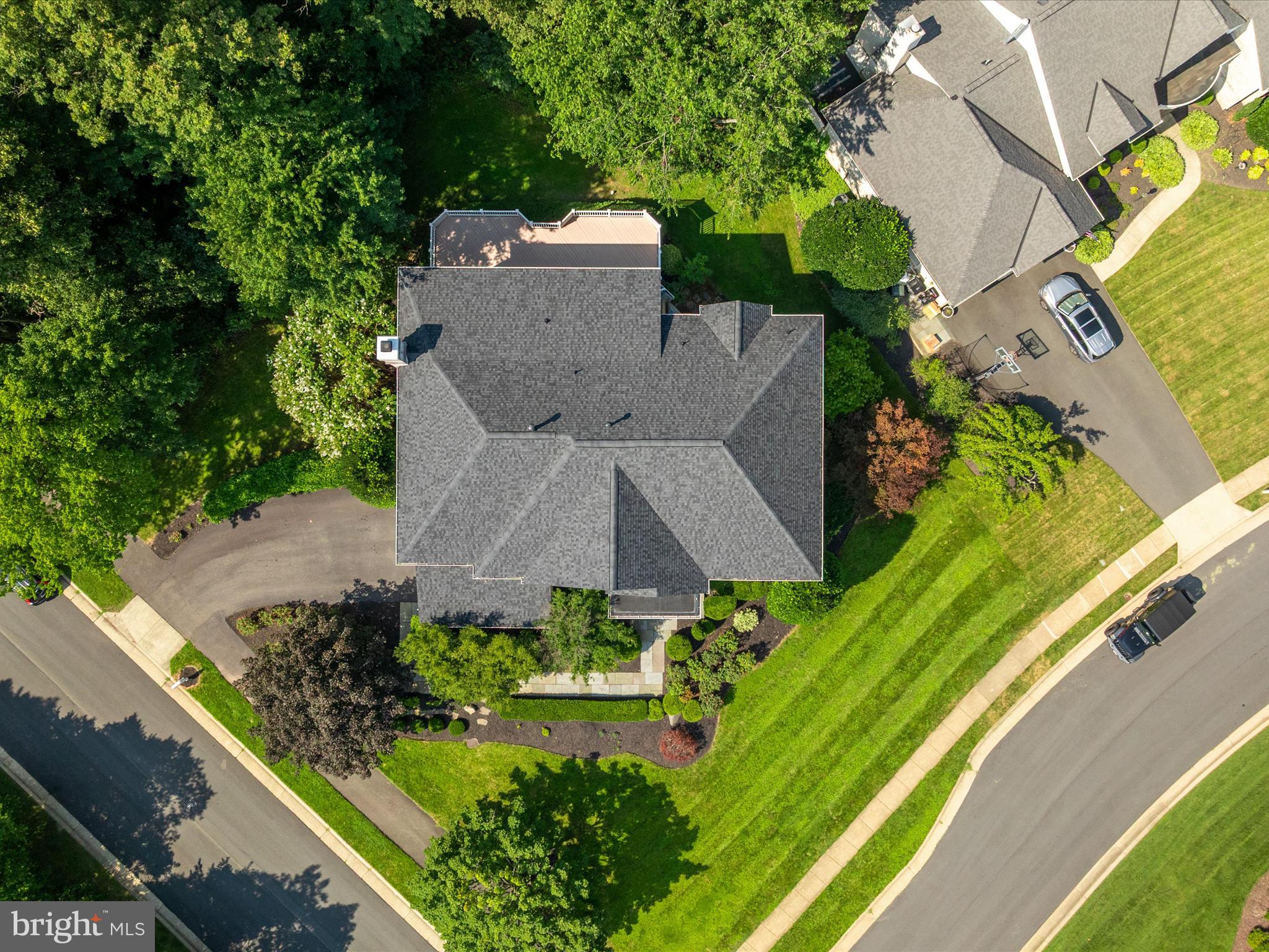 RESTON - Residential