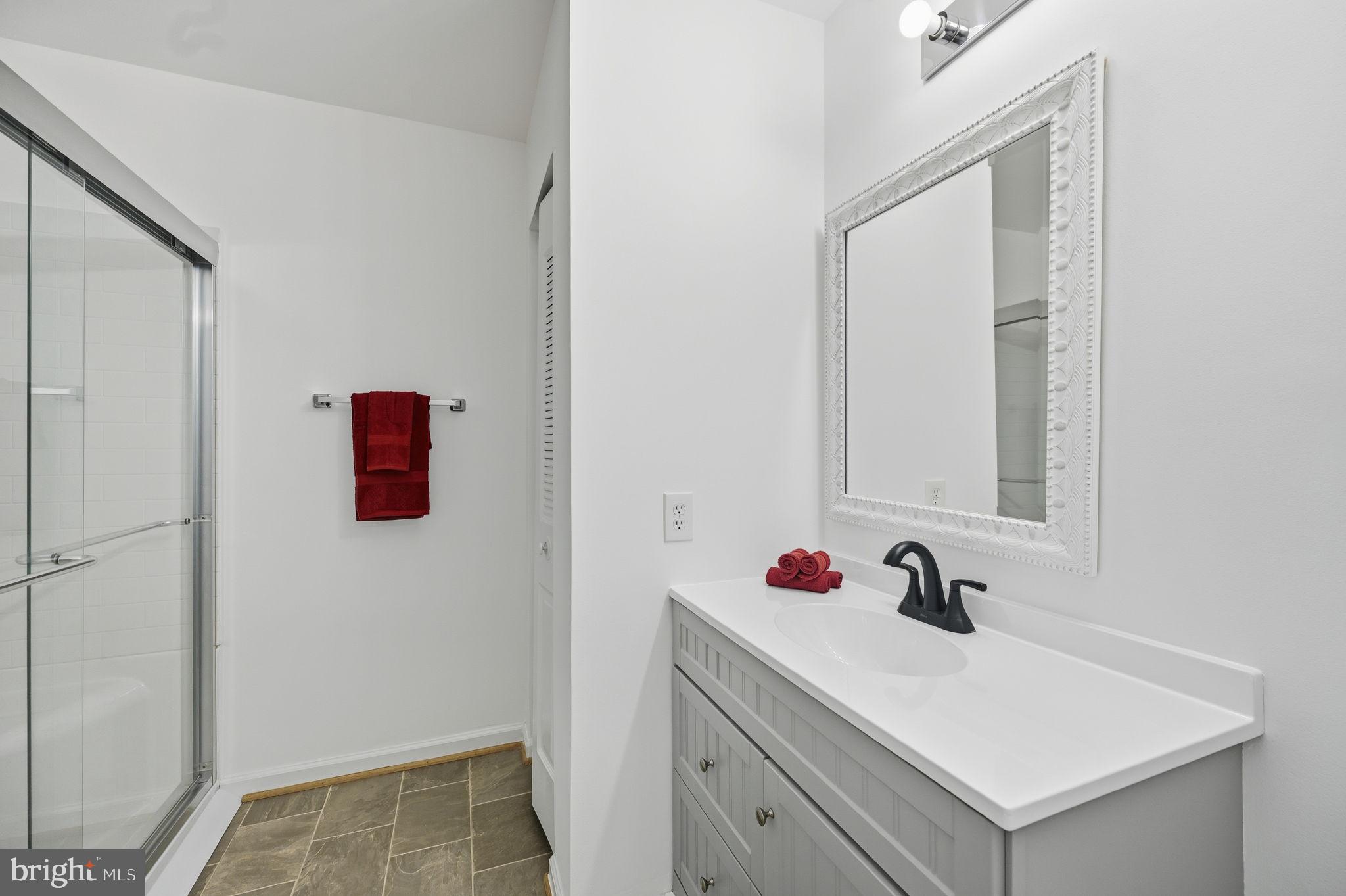 SALEM STATION - Residential