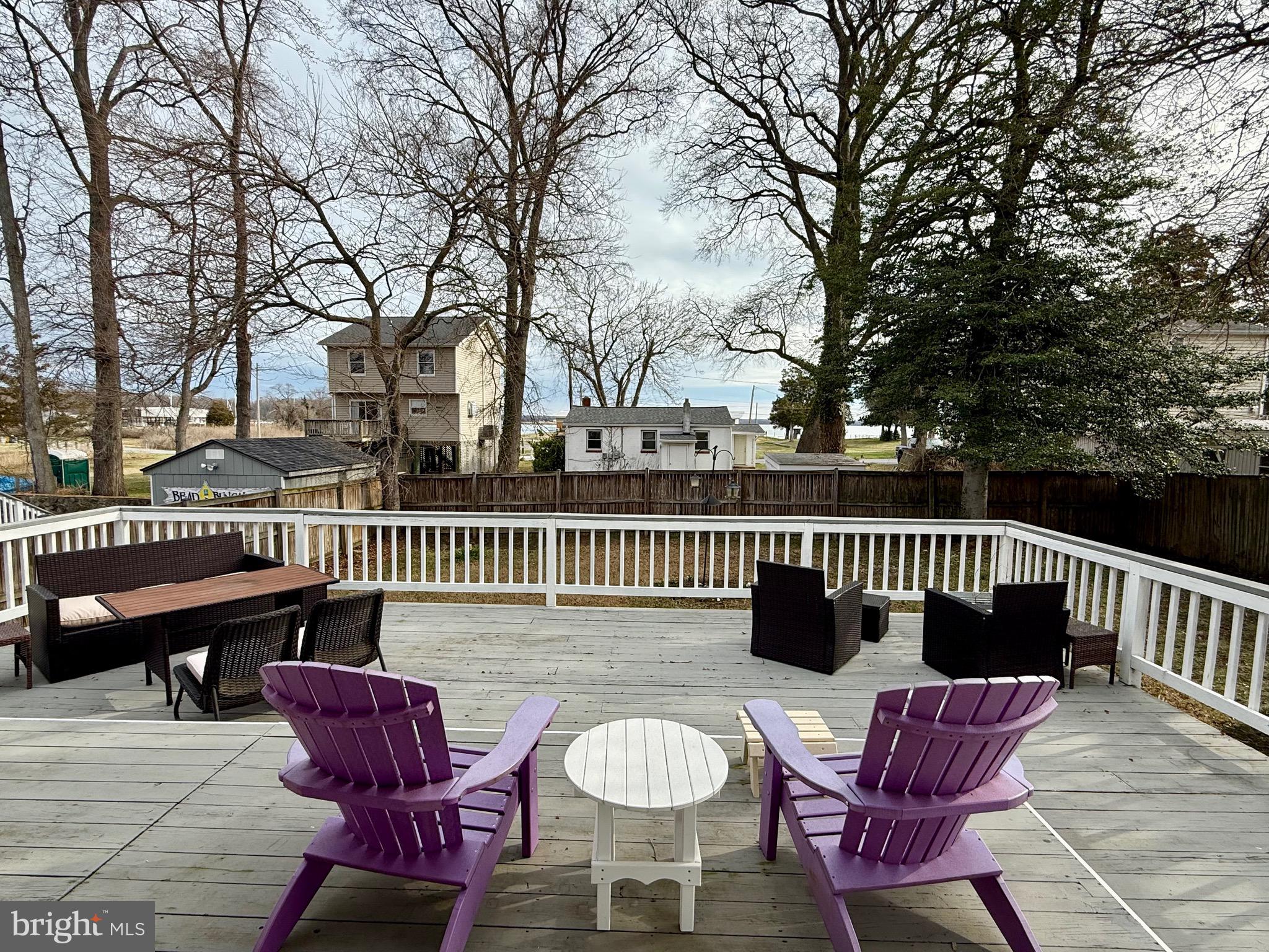 SELBY ON THE BAY - Residential