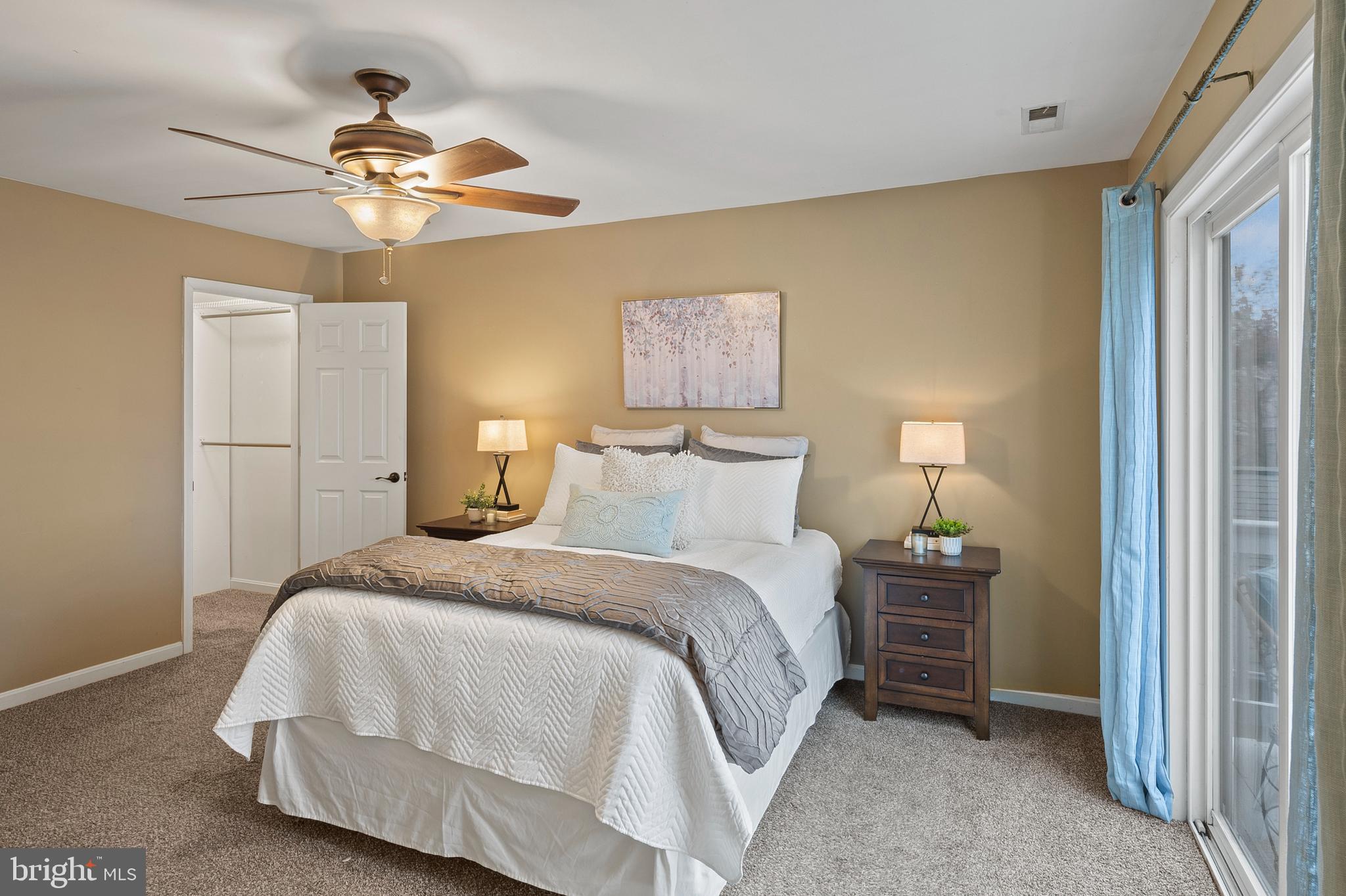 SELBY ON THE BAY - Residential