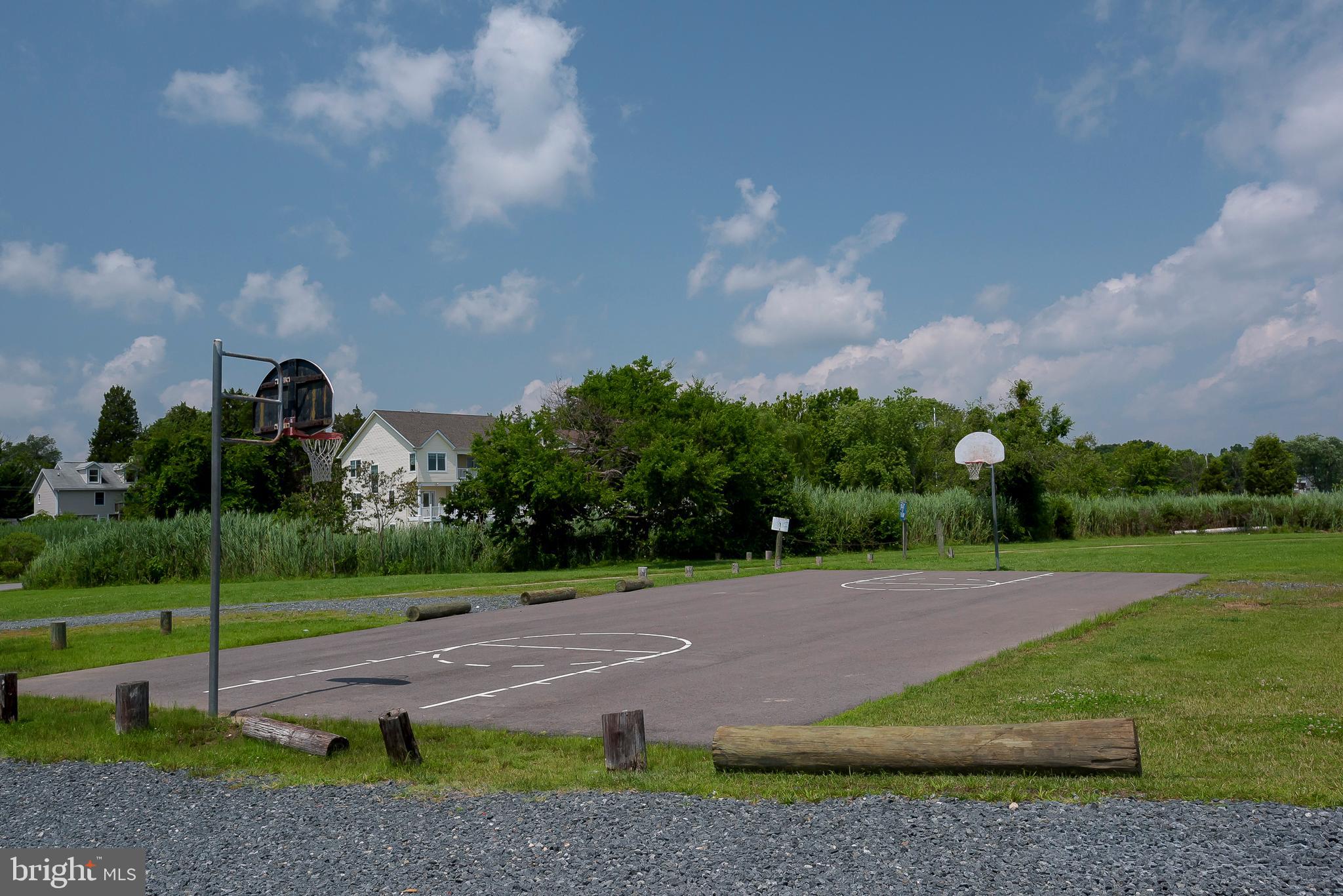 SELBY ON THE BAY - Residential