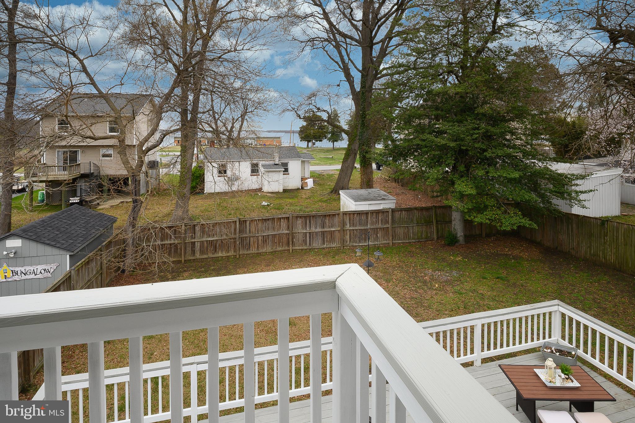 SELBY ON THE BAY - Residential