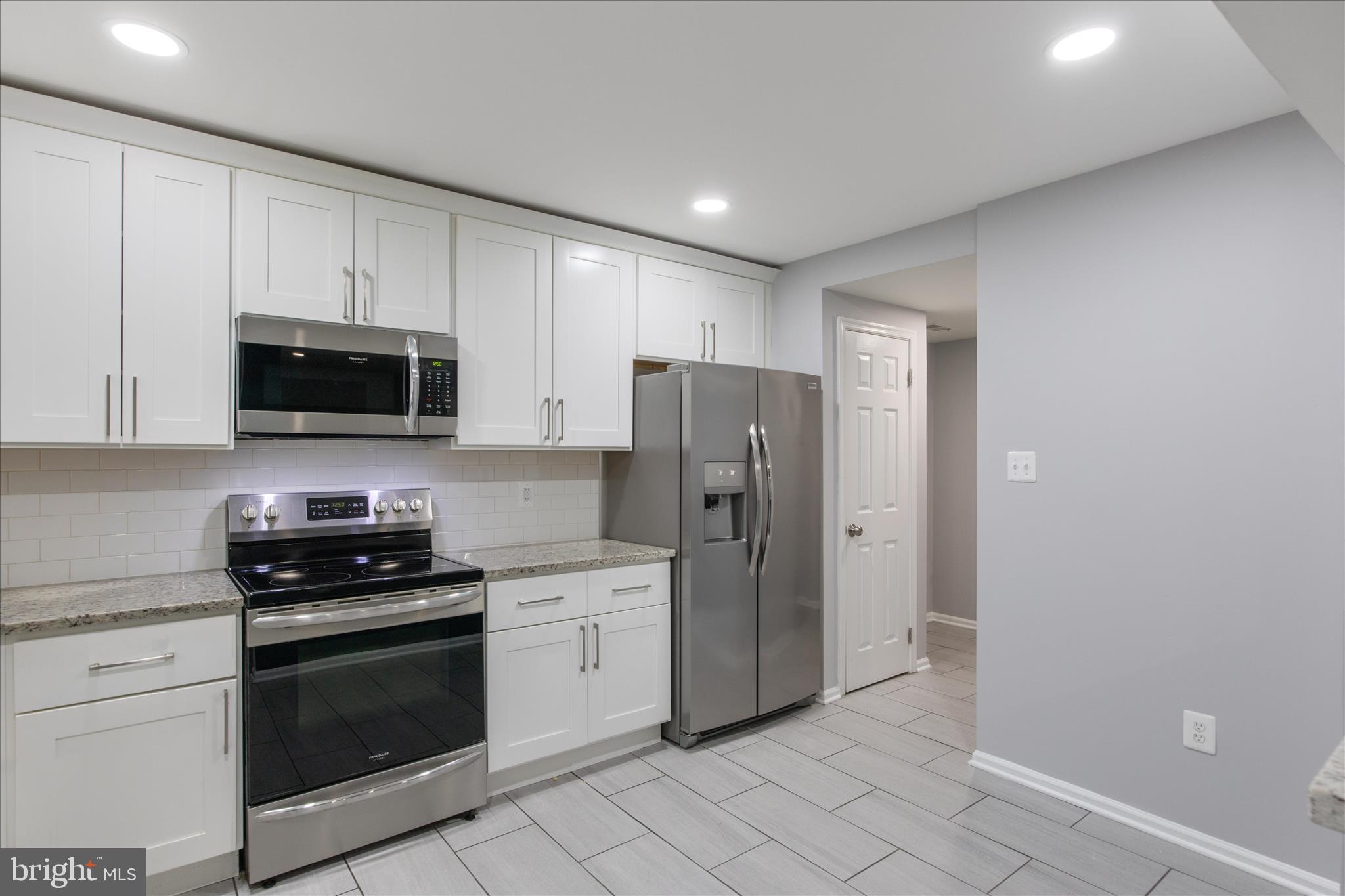 FOX RUN ESTATES - Residential