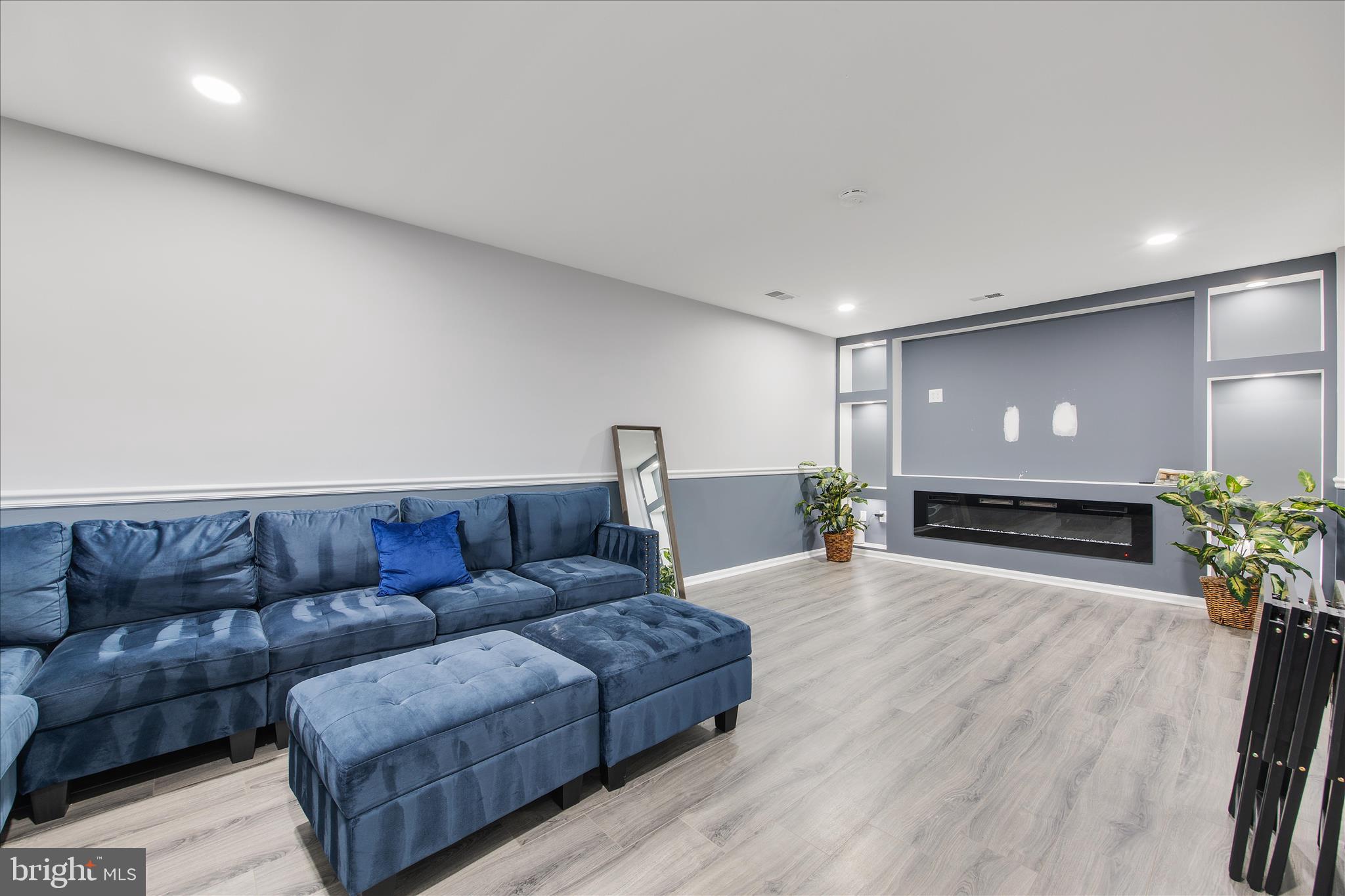 FOX RUN ESTATES - Residential