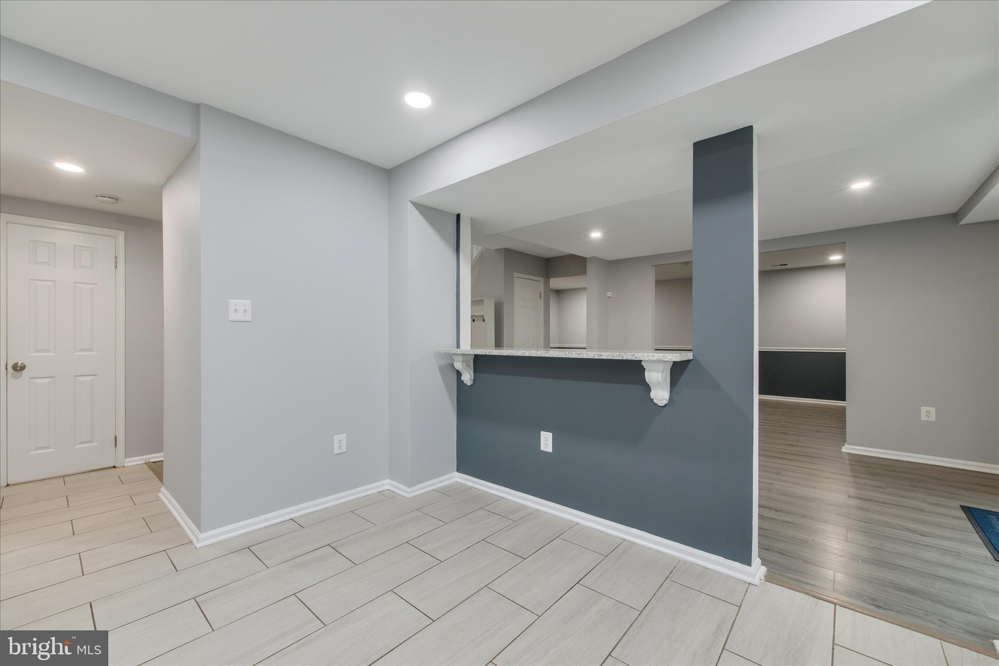 FOX RUN ESTATES - Residential