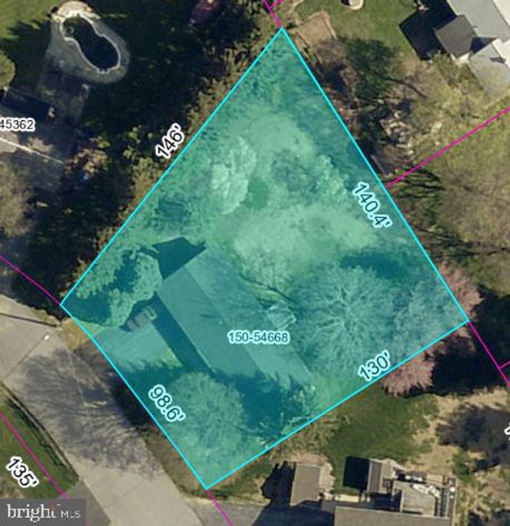 Photo of 52 VISTA DR, MAYTOWN, PA 17550 (MLS # PALA2032182)