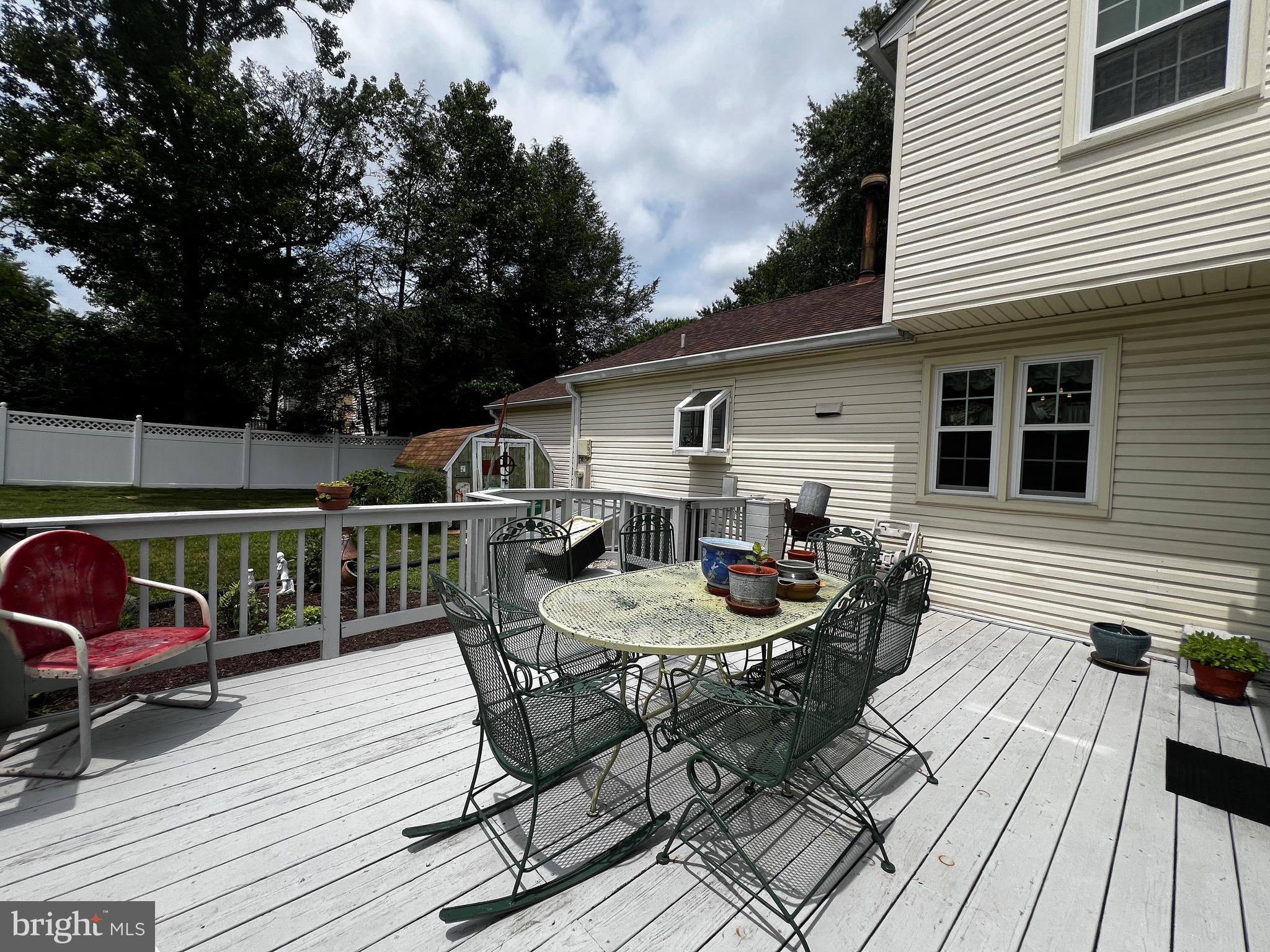 PROSPECT KNOLLS - Residential