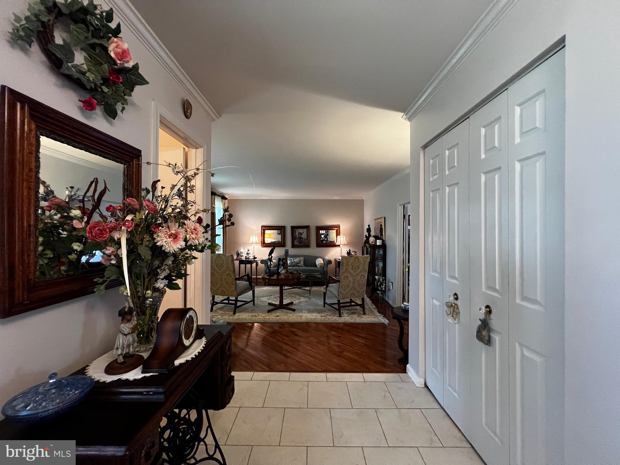 PROSPECT KNOLLS - Residential