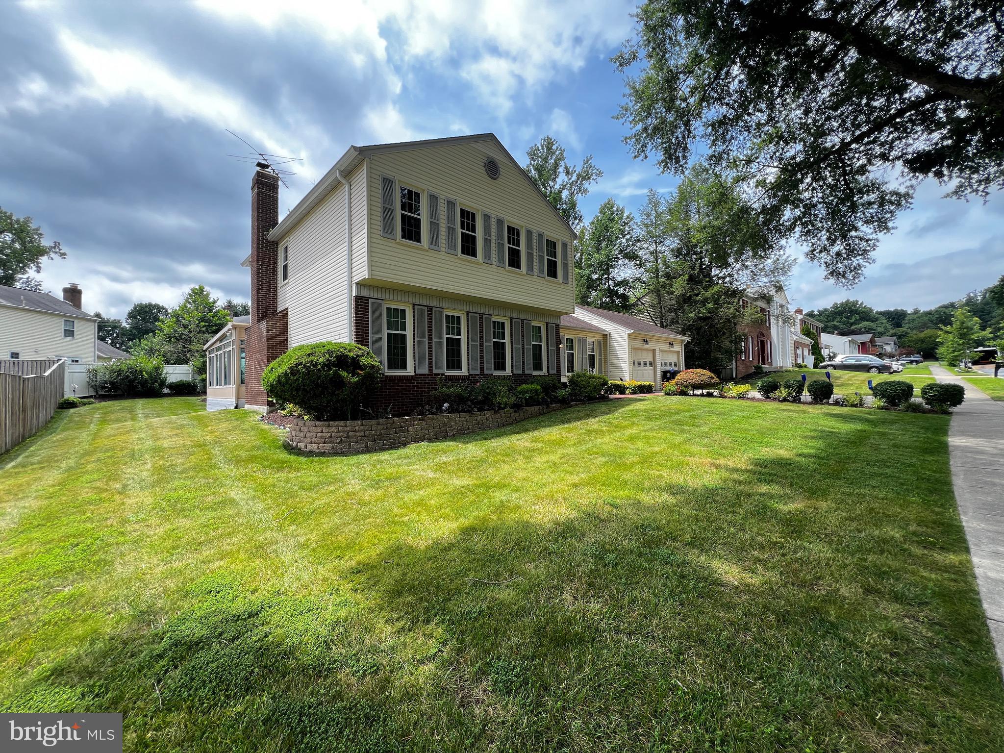 PROSPECT KNOLLS - Residential