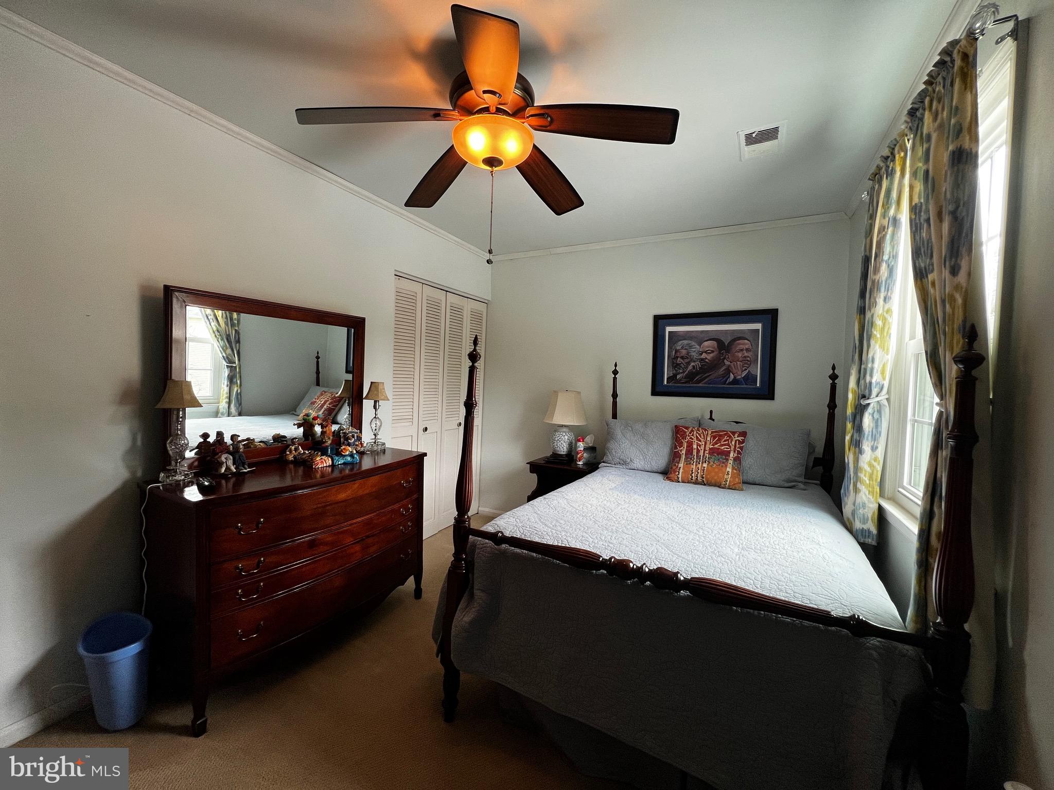 PROSPECT KNOLLS - Residential