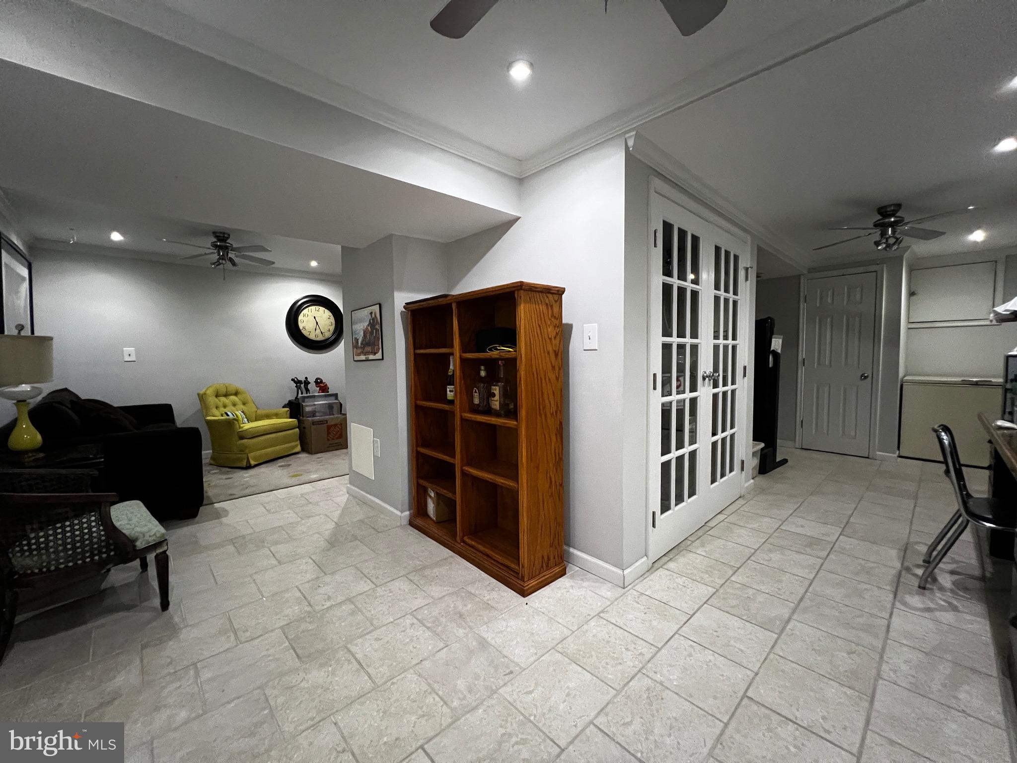 PROSPECT KNOLLS - Residential