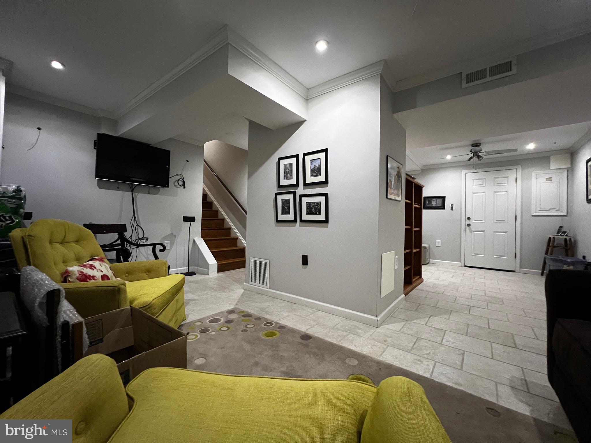 PROSPECT KNOLLS - Residential