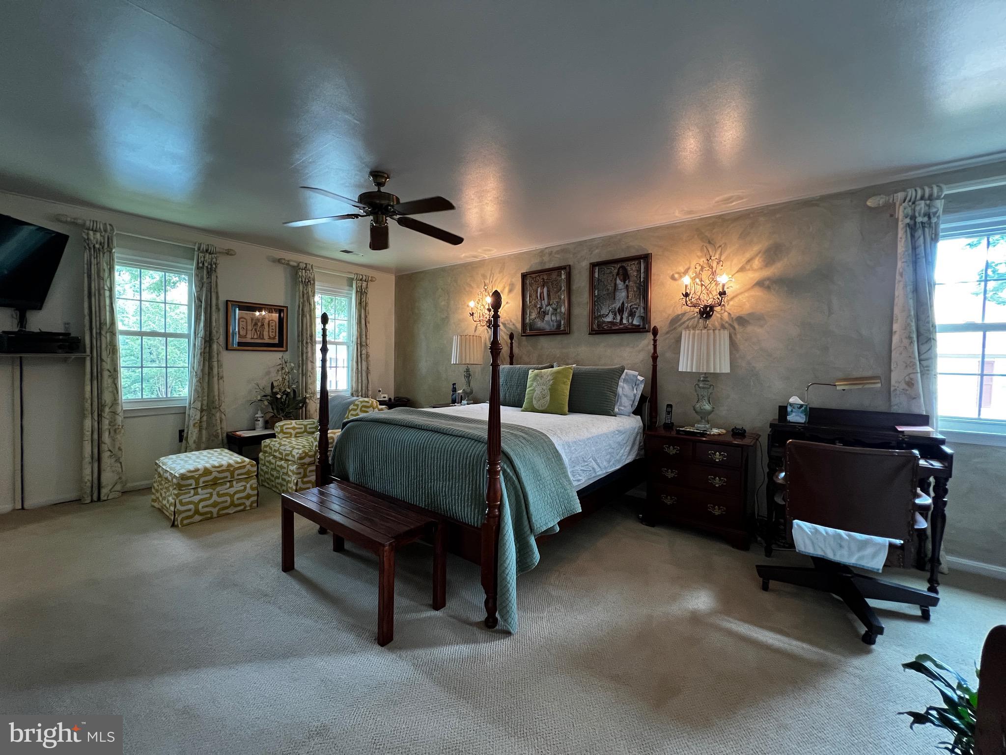 PROSPECT KNOLLS - Residential