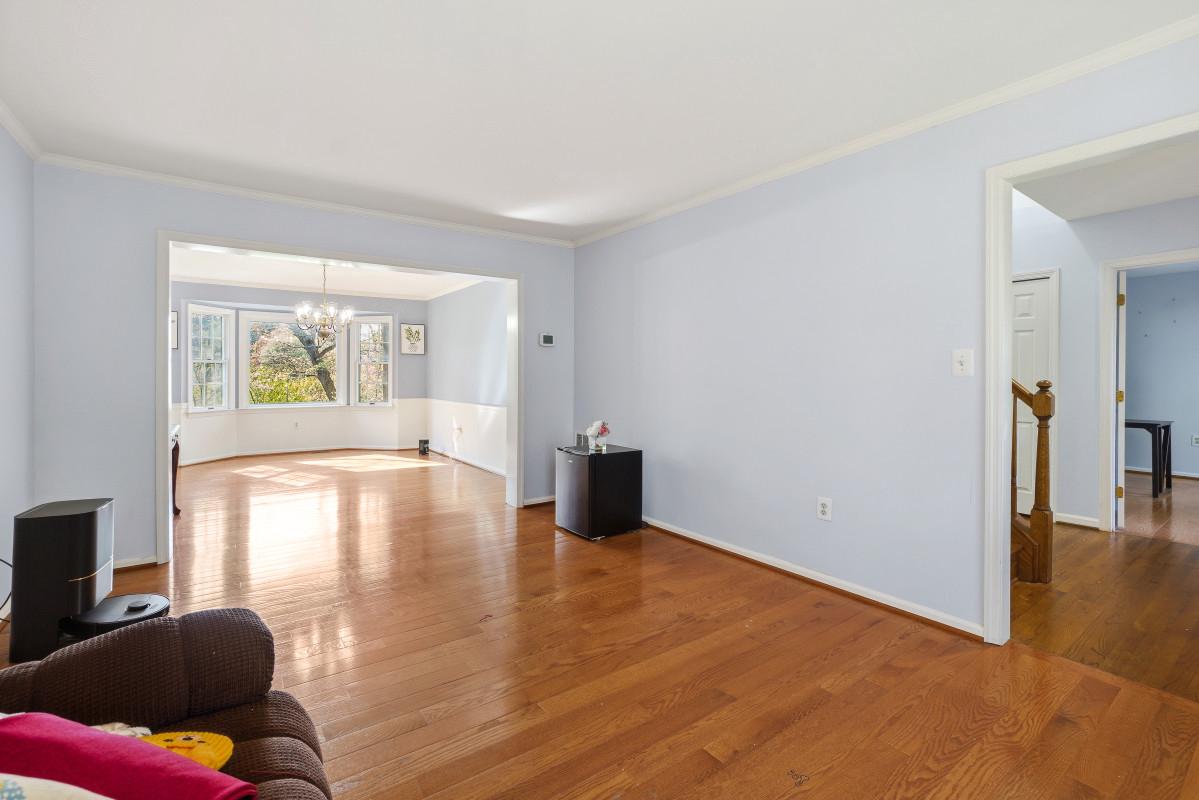 VALLEY MEADE - Residential