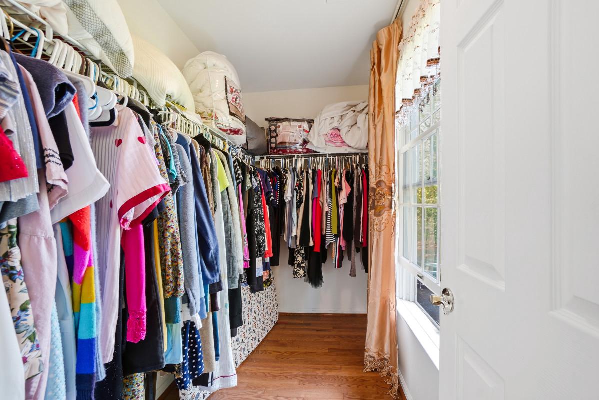 VALLEY MEADE - Residential