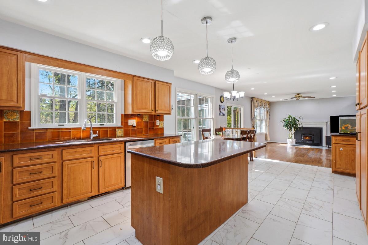 VALLEY MEADE - Residential