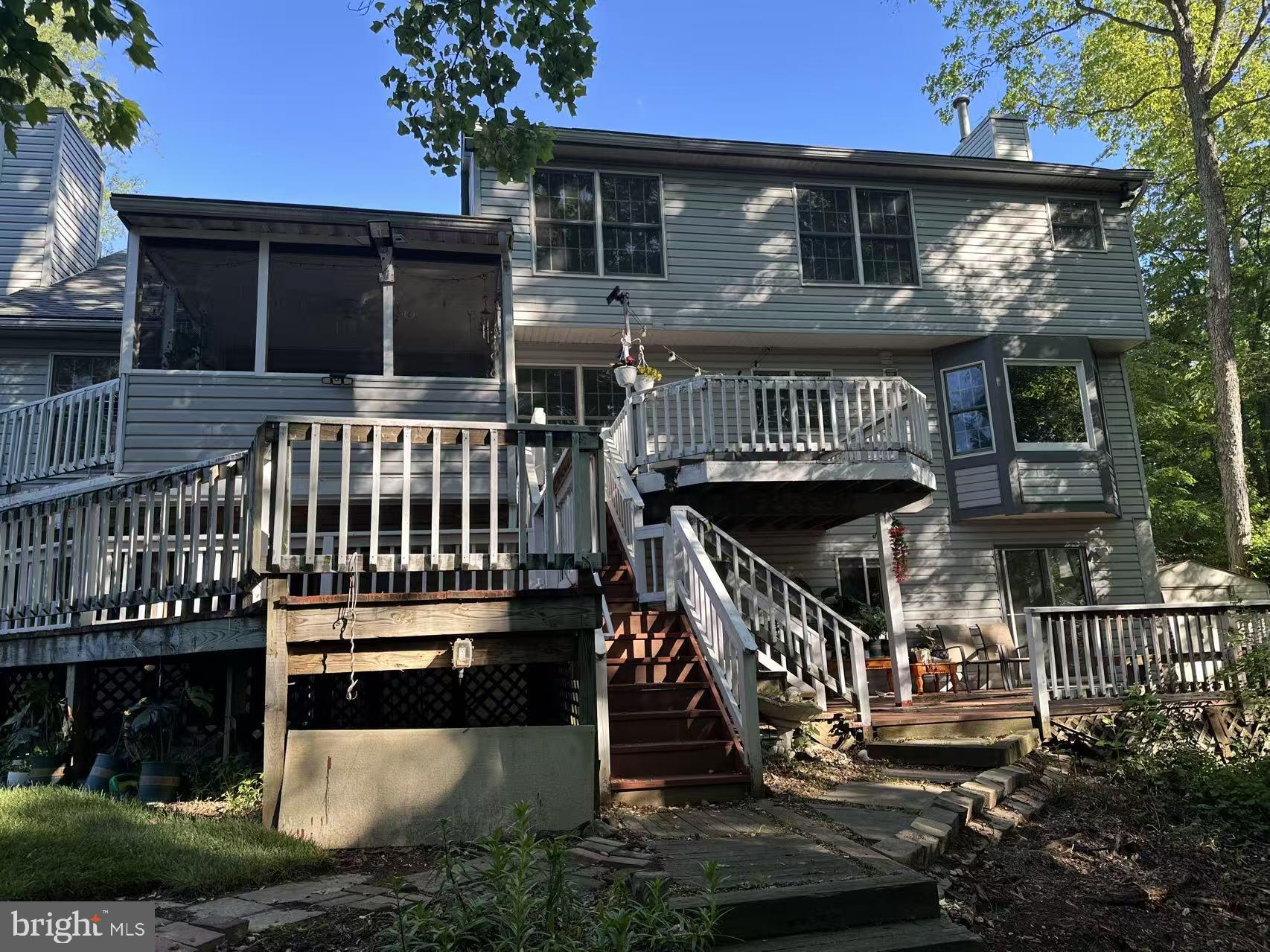 VALLEY MEADE - Residential