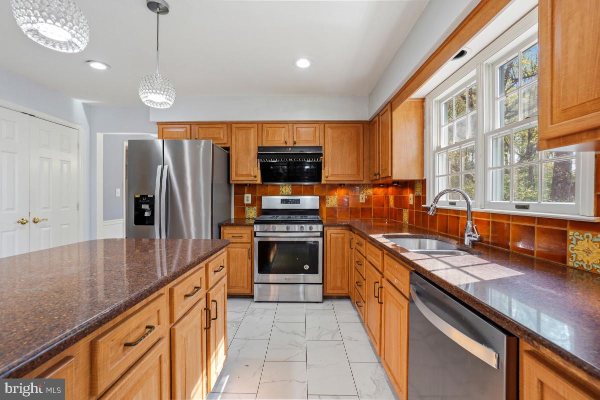 VALLEY MEADE - Residential