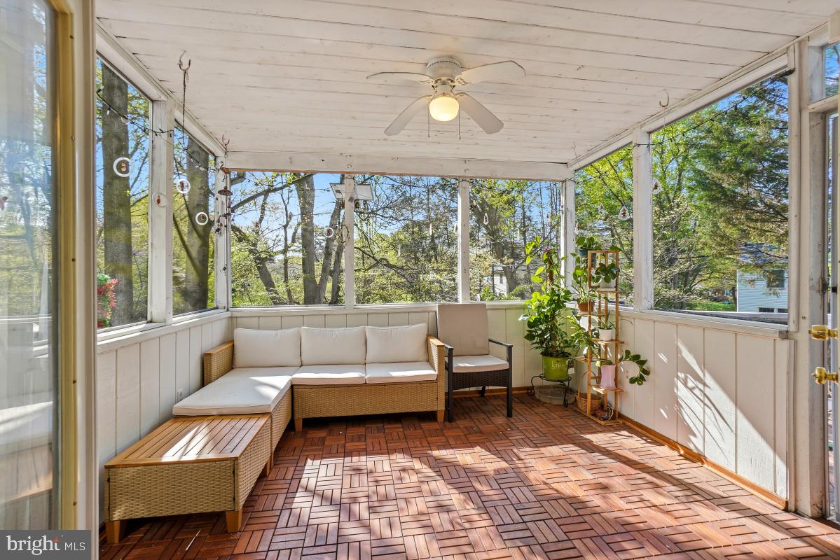 VALLEY MEADE - Residential