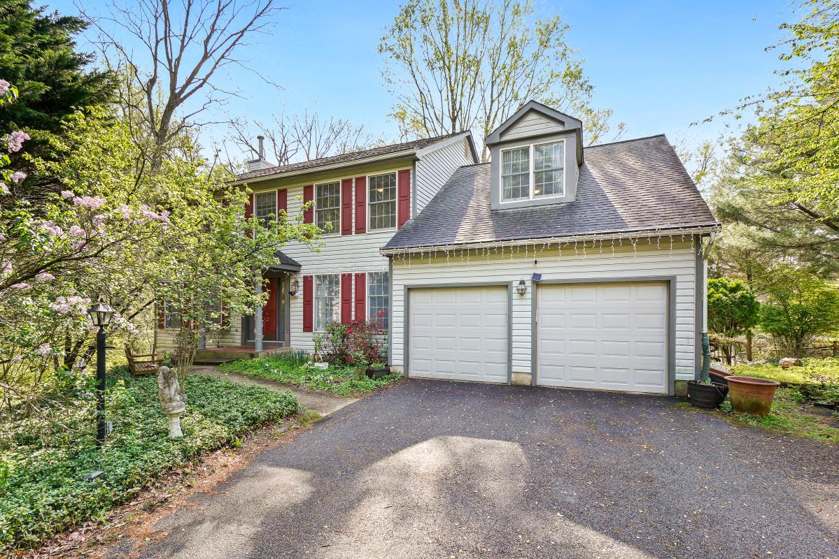 VALLEY MEADE - Residential