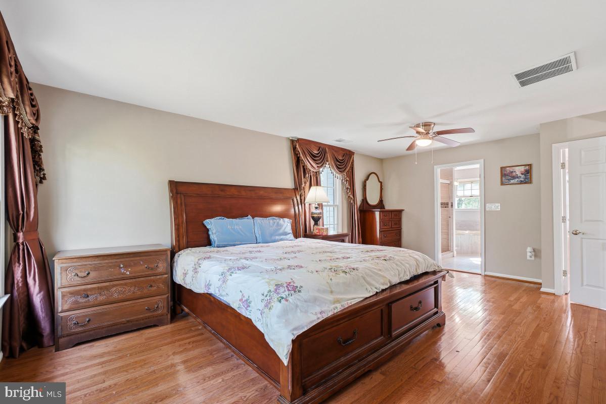 VALLEY MEADE - Residential