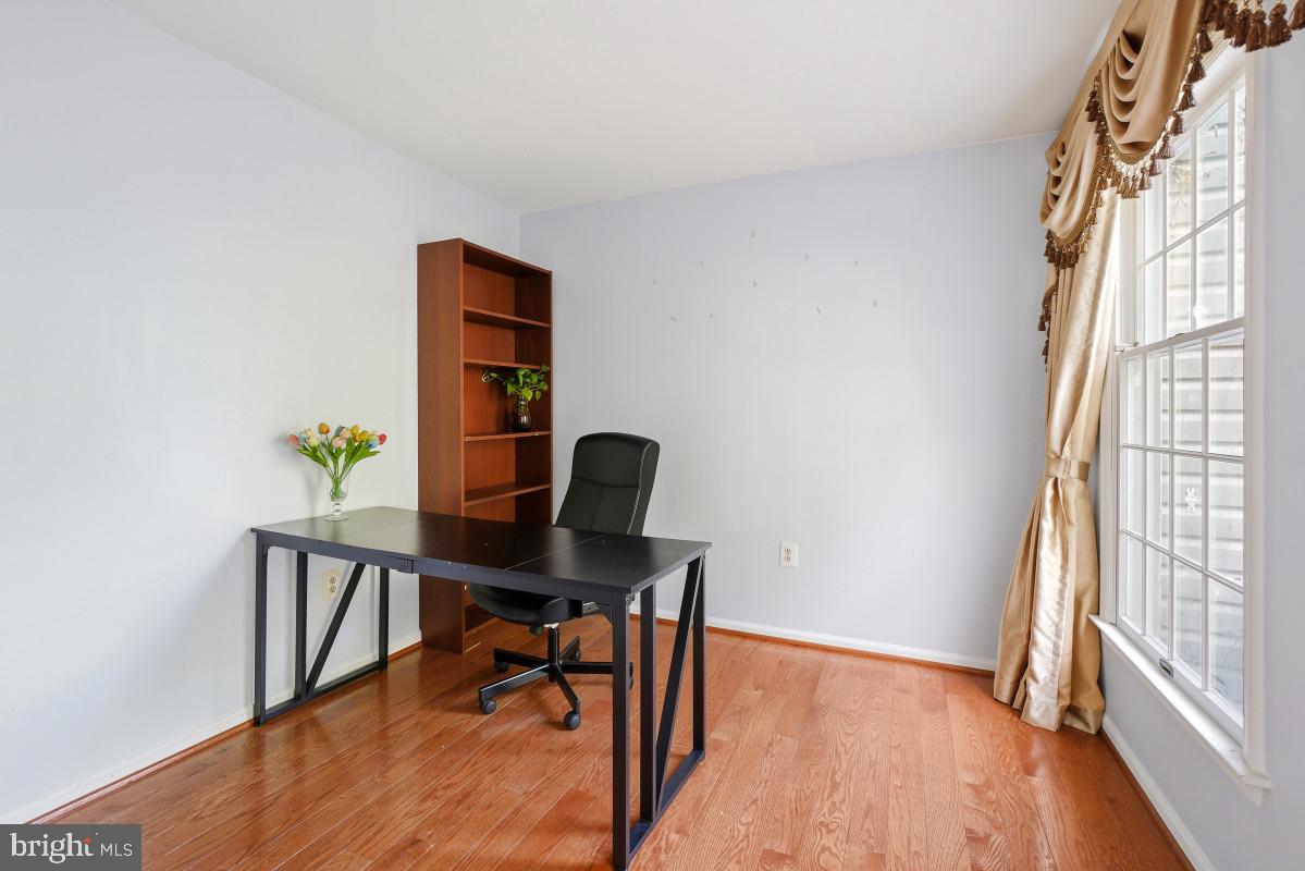 VALLEY MEADE - Residential