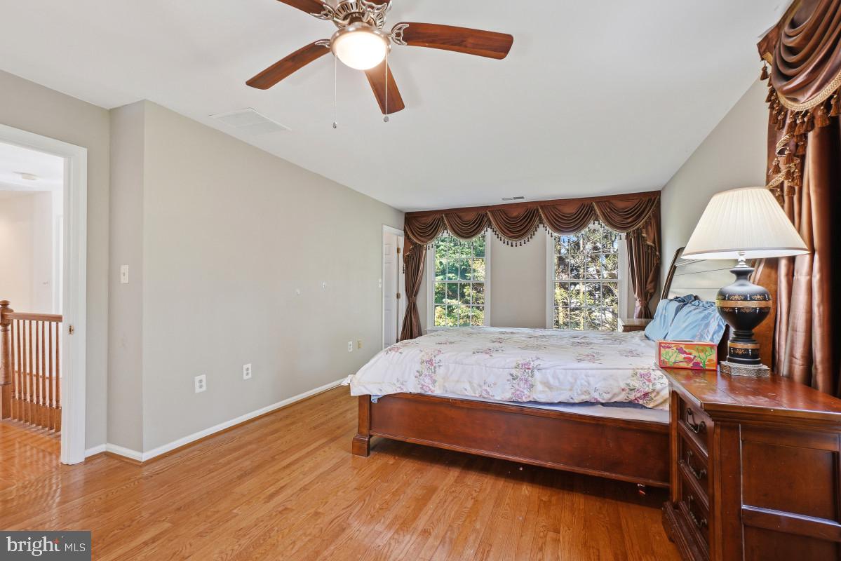 VALLEY MEADE - Residential