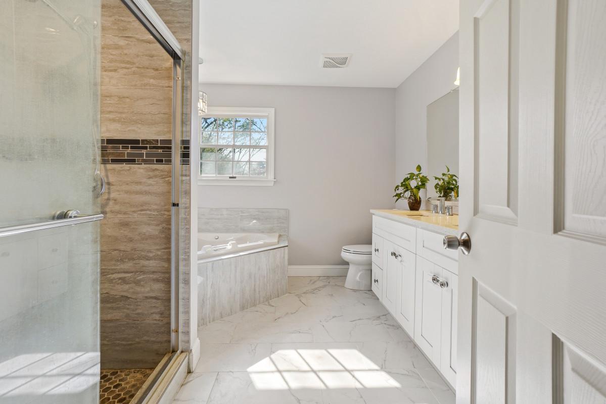 VALLEY MEADE - Residential