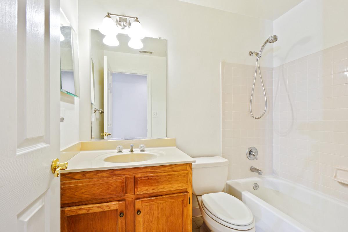 VALLEY MEADE - Residential