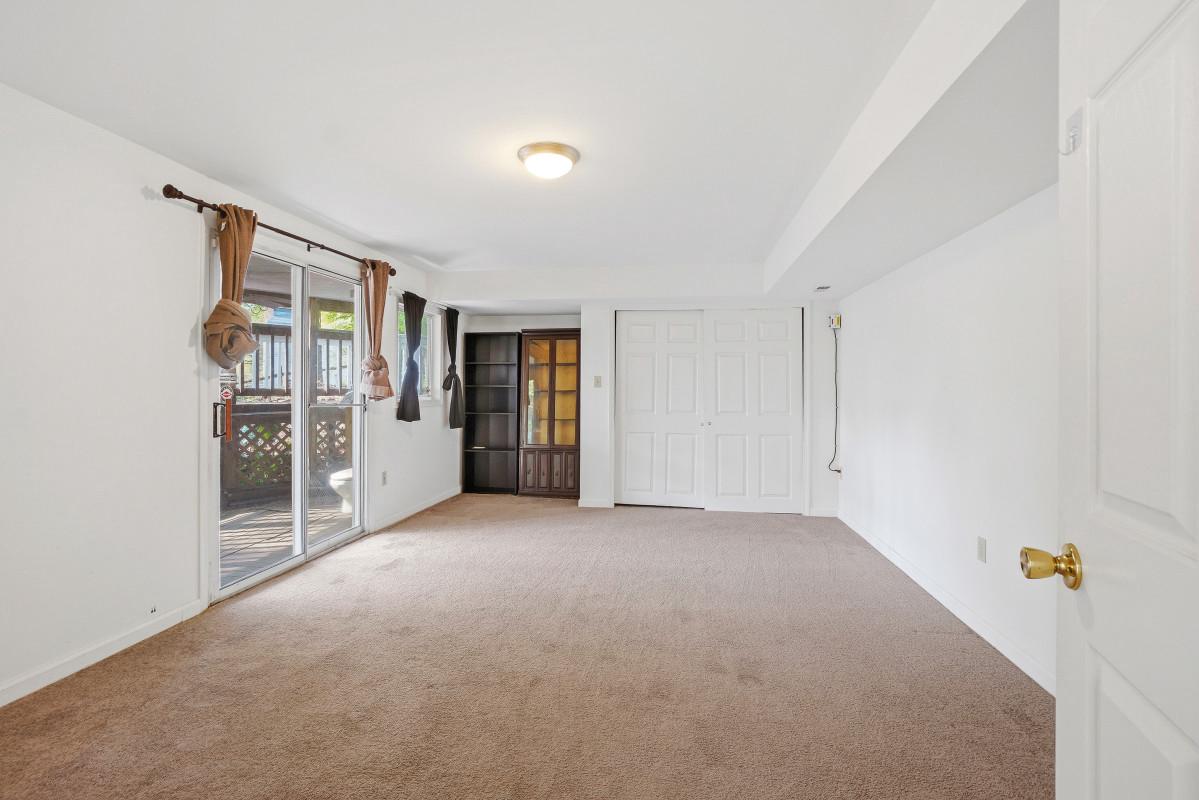 VALLEY MEADE - Residential