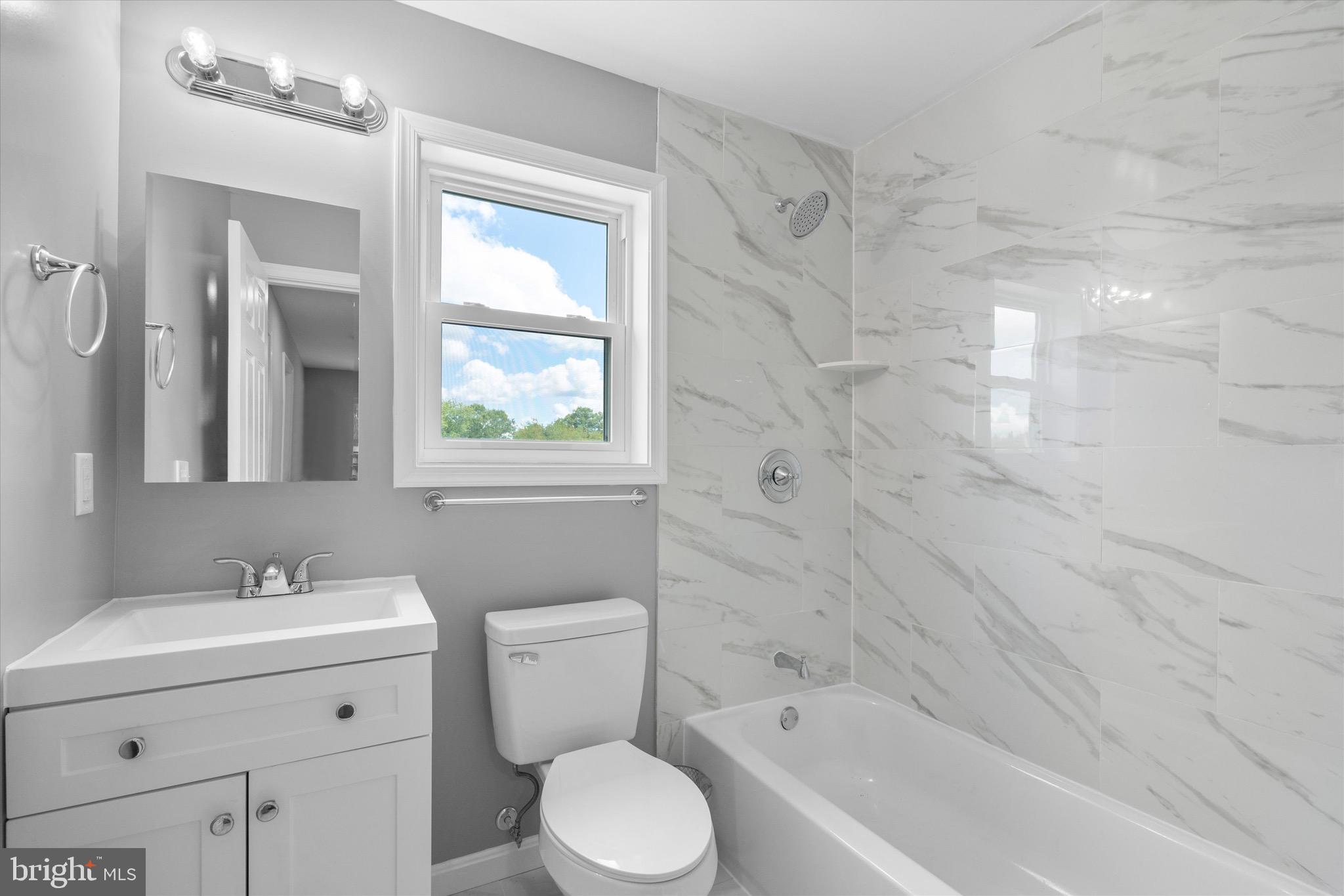 A O DILLE FARM - Residential