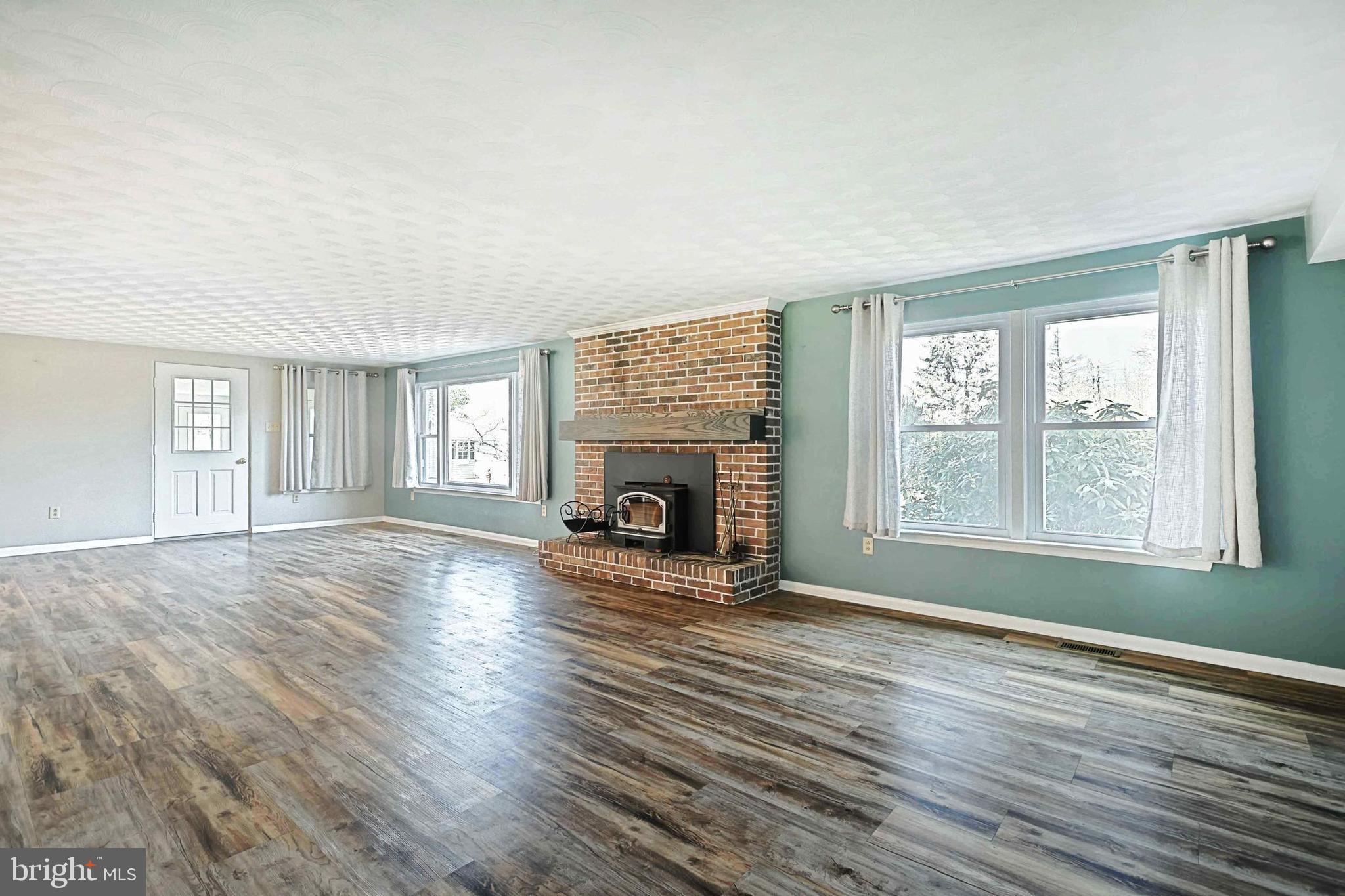 SPRINGETTSBURY TWP - Residential