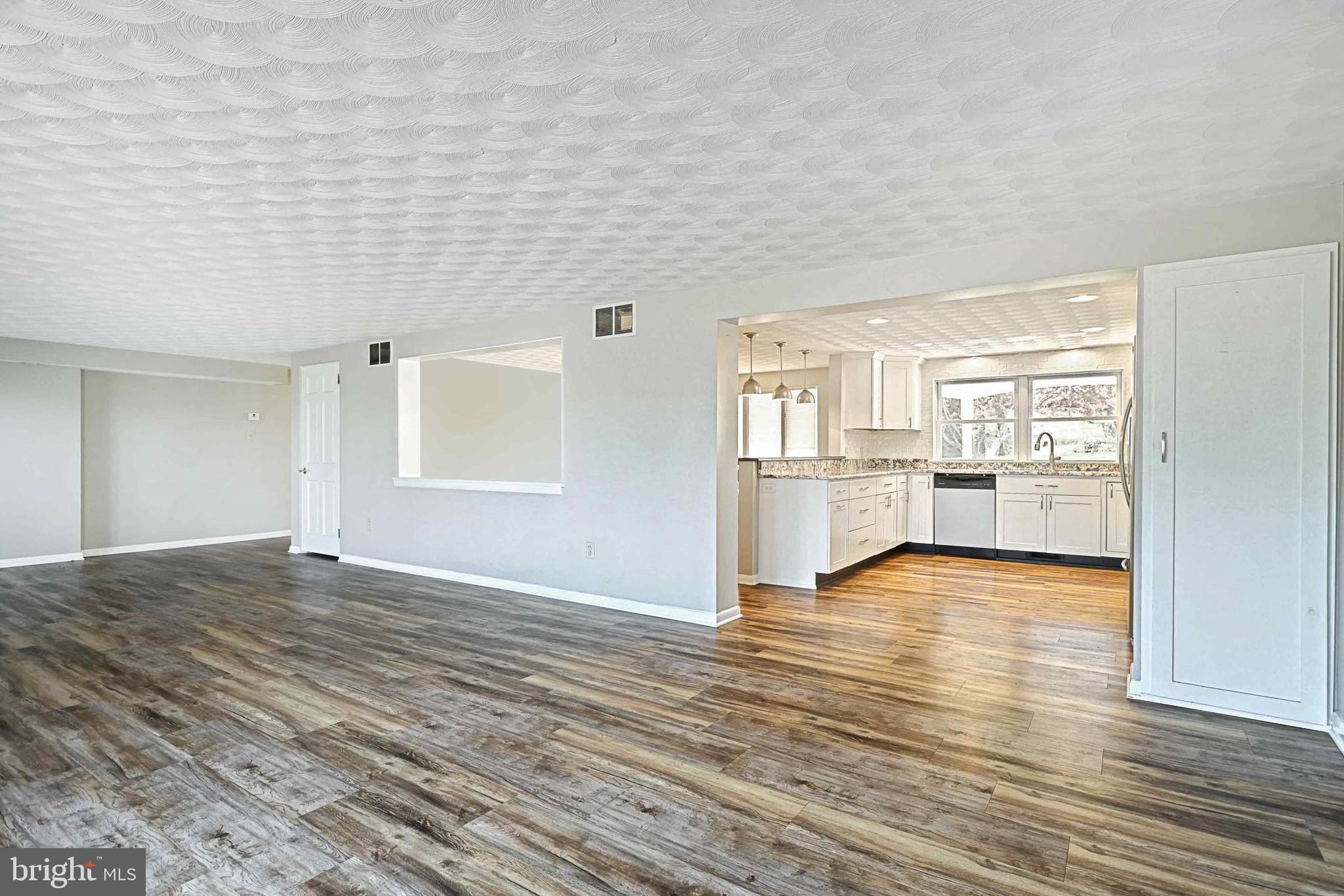 SPRINGETTSBURY TWP - Residential