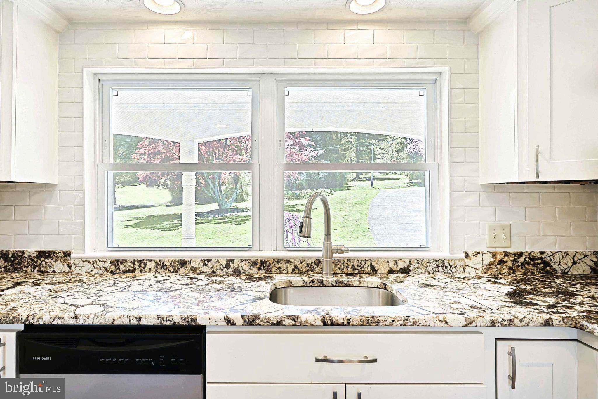 SPRINGETTSBURY TWP - Residential