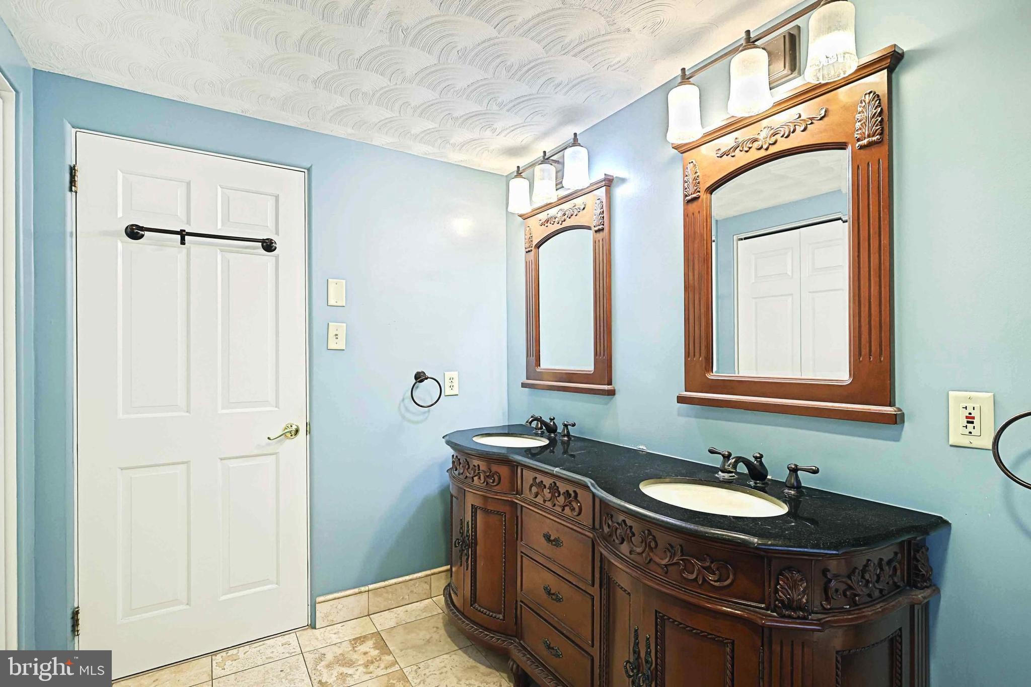 SPRINGETTSBURY TWP - Residential