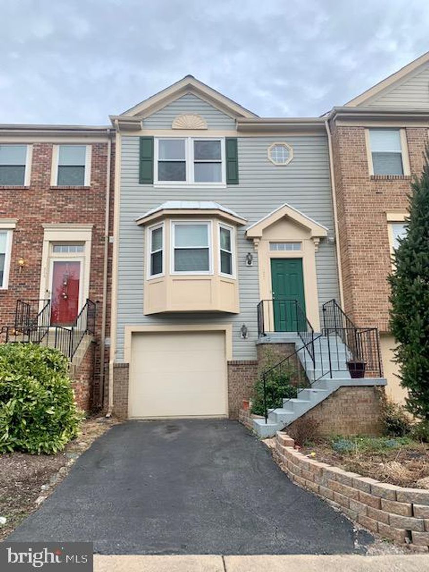 Lovely townhouse located in a quiet neighborhood with 3 bedrooms and 2.5 bathrooms.

The kitchen with a bay window leads to the open dining and living room with access to a spacious rear deck. Stairs lead to the upstairs bedrooms and 2 full bathrooms one of which is a master bathroom. Master bedroom contains a walk-in closet.

Basement has access to the one car garage and living area that leads to the fenced in yard.

What are you waiting for? Stop by today!

Requirements:
Credit score: 680+
Income: 2.5-3 times rent
No negative rental history
All applicants 18+ MUST apply

**ATTENTION**:
We do not ask people to submit rental applications in order to see properties. Do not submit applications on systems that we do not authorize. Beware of scams!