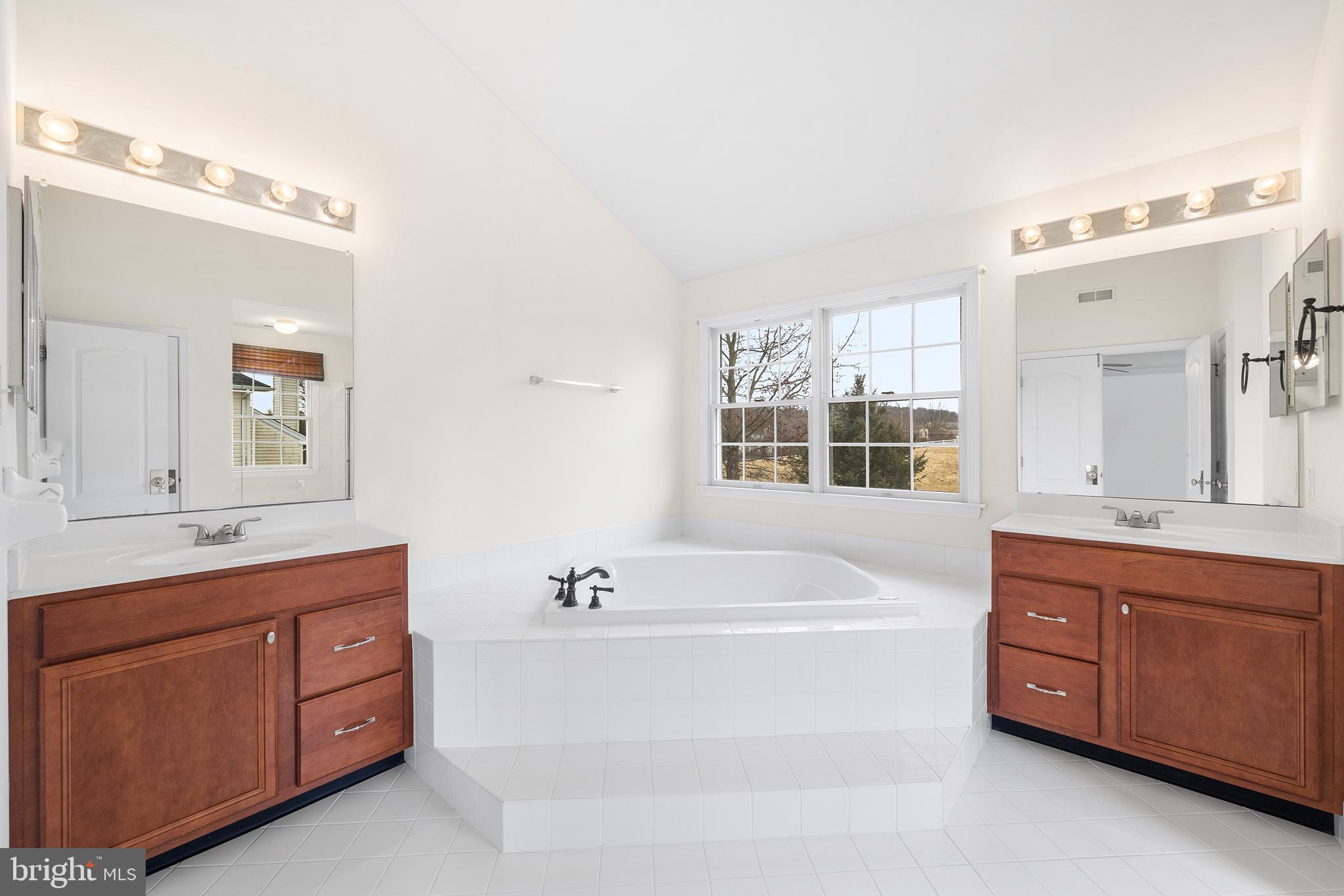 RESERVE AT EAGLE - Residential
