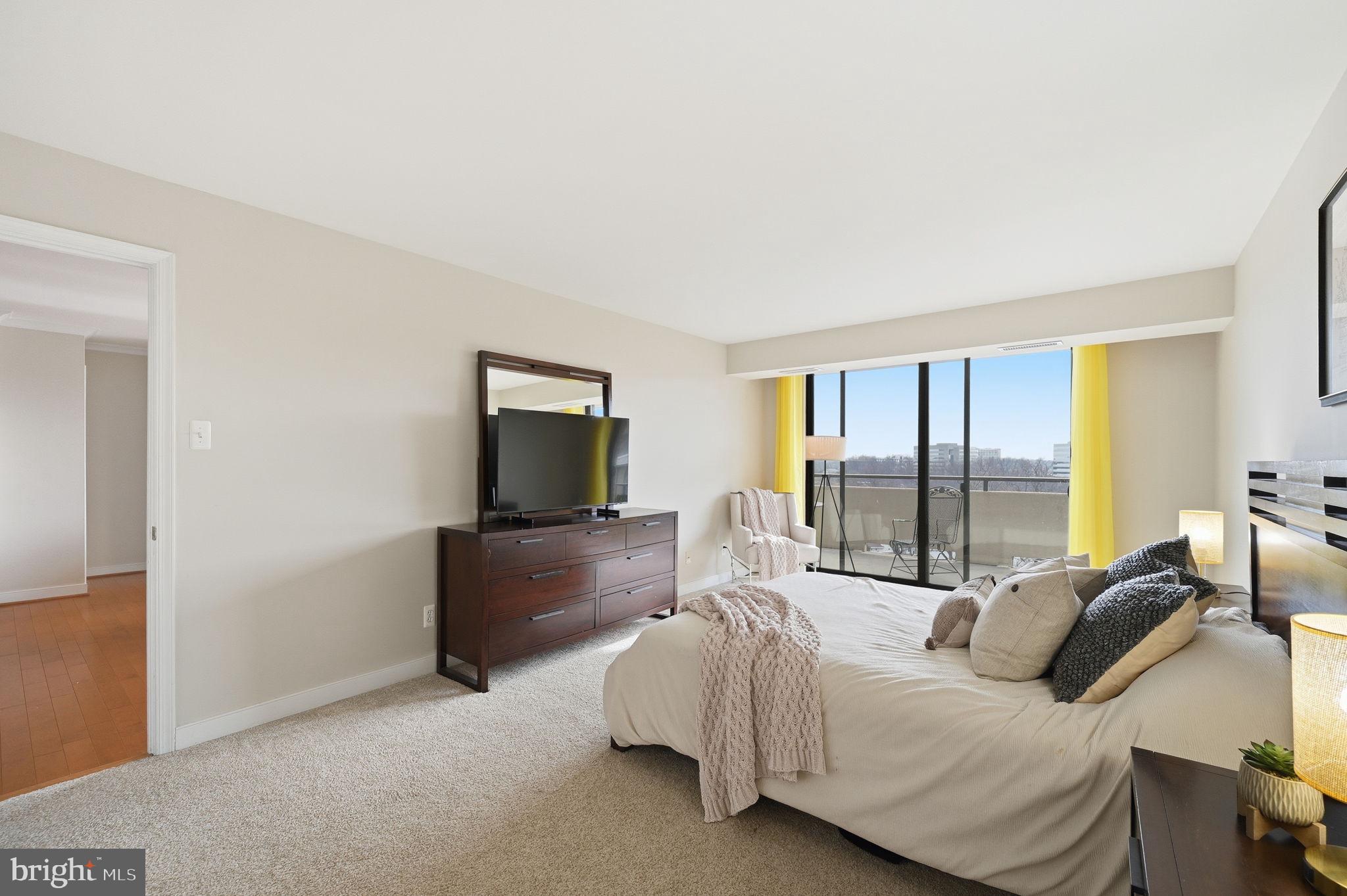 REGENCY - Residential