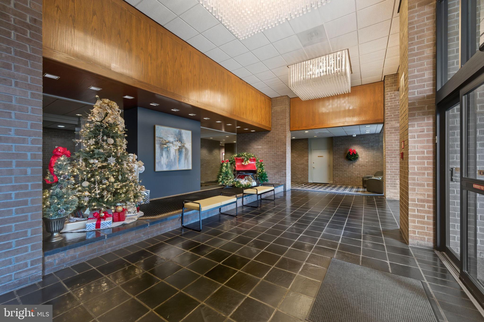 REGENCY - Residential